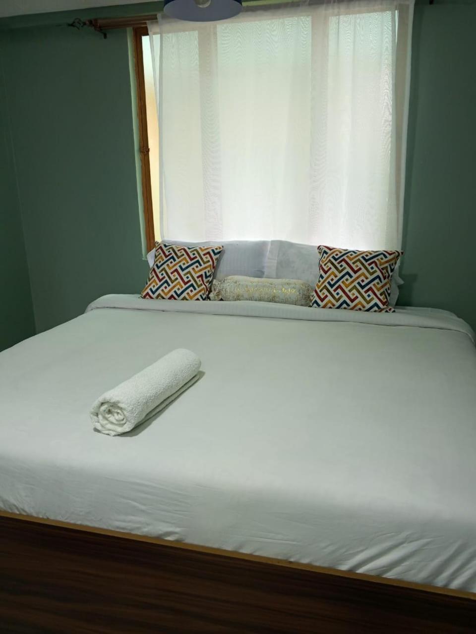 Deluxe Family Room photo 2