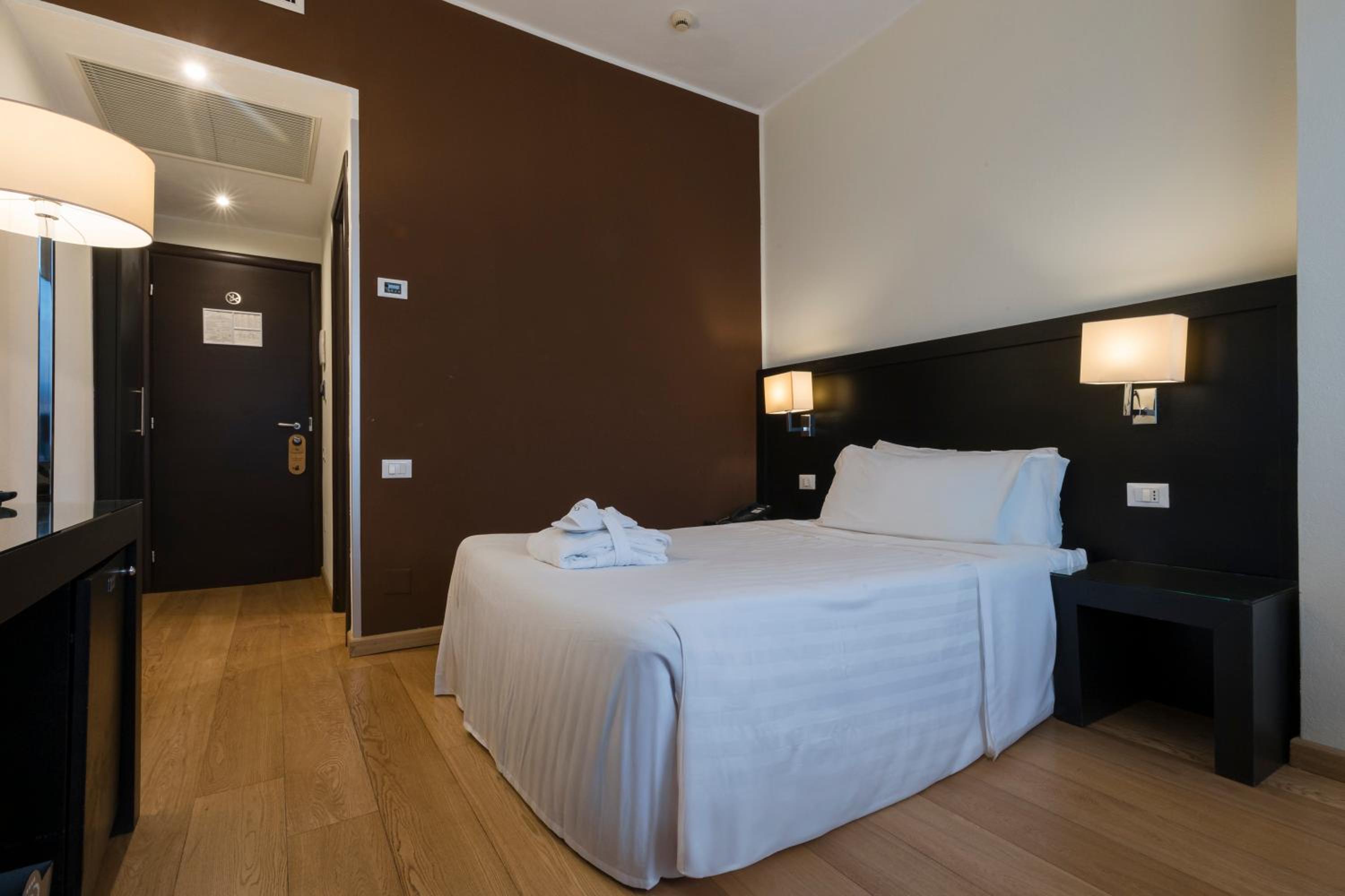 Superior Single Room