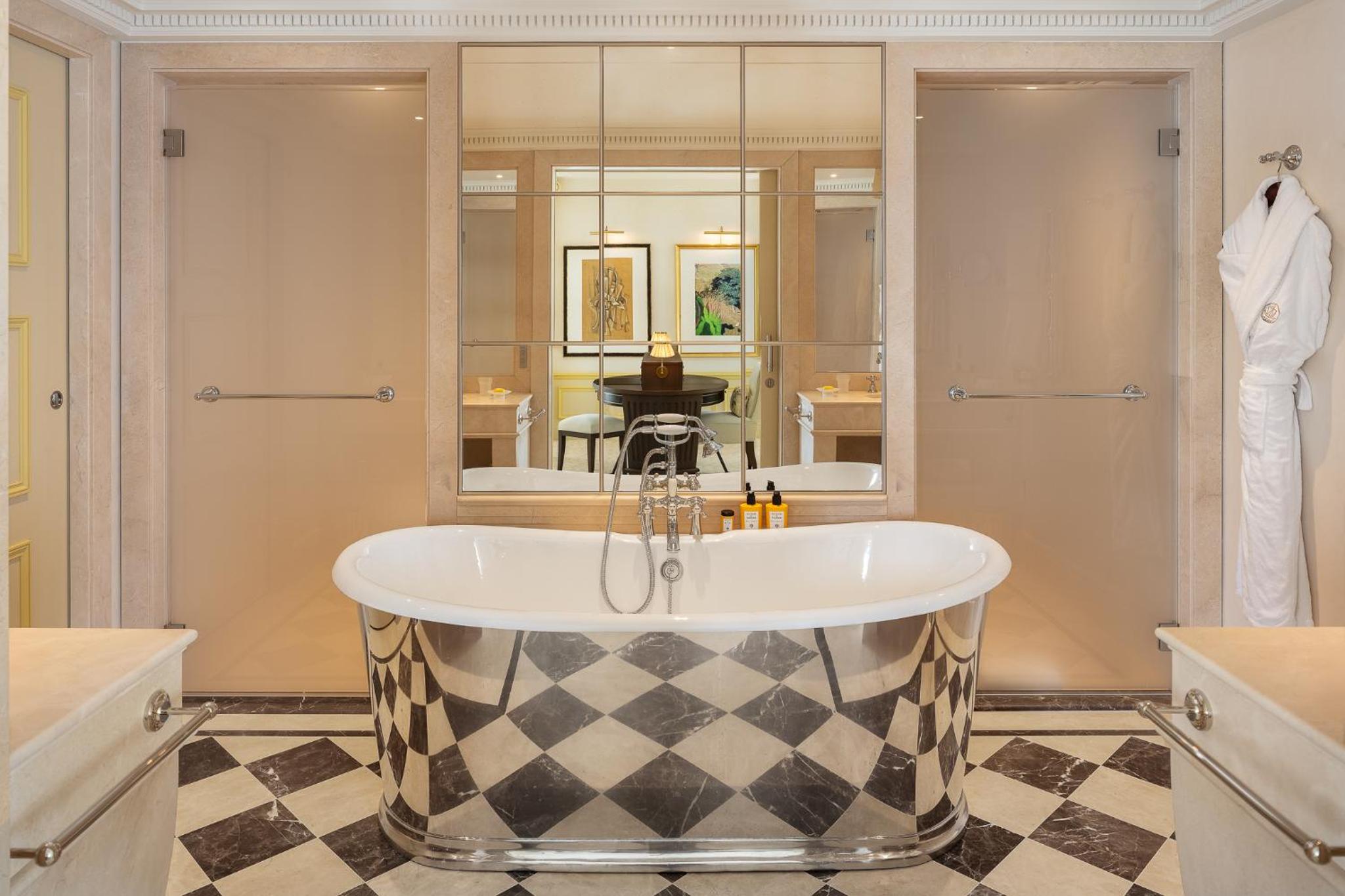 Deluxe Premium Junior Suite