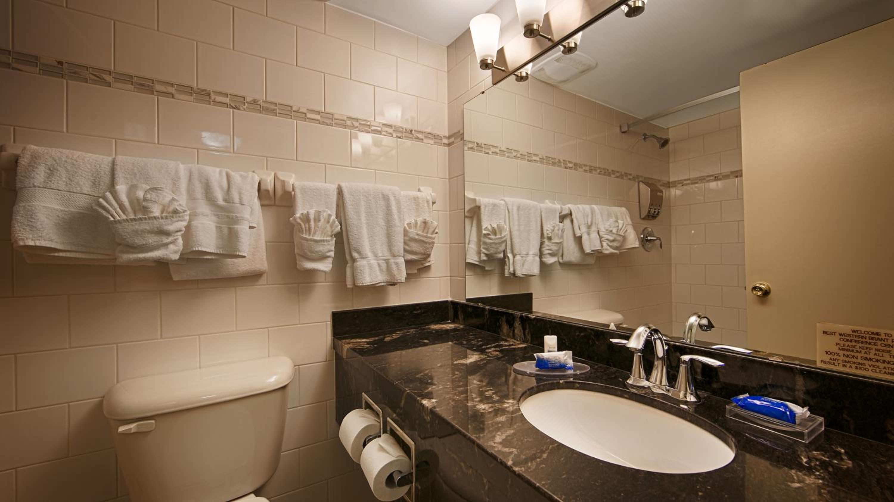 Standard Queen Room - Photo 5