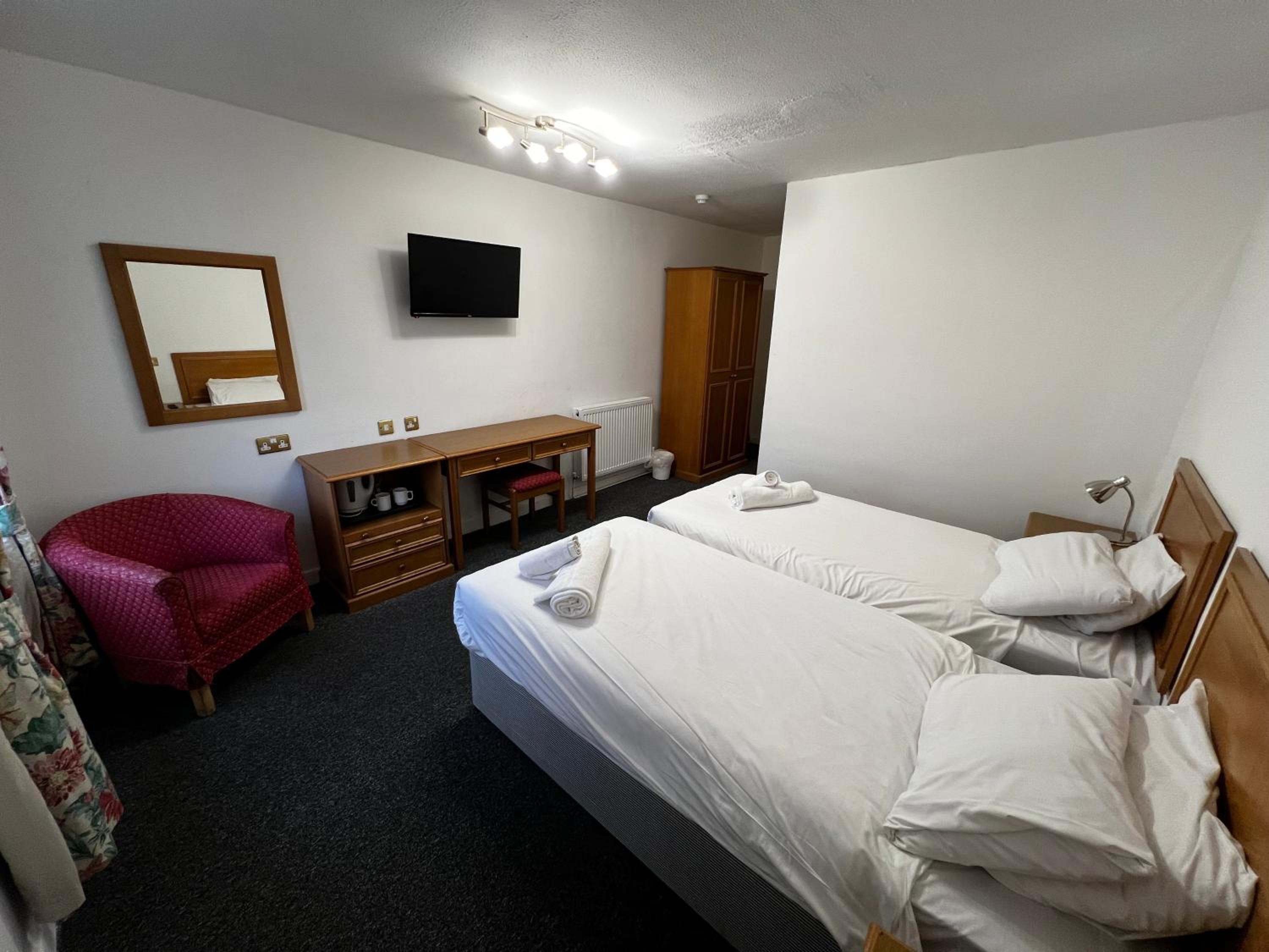 Standard Twin Room photo 2