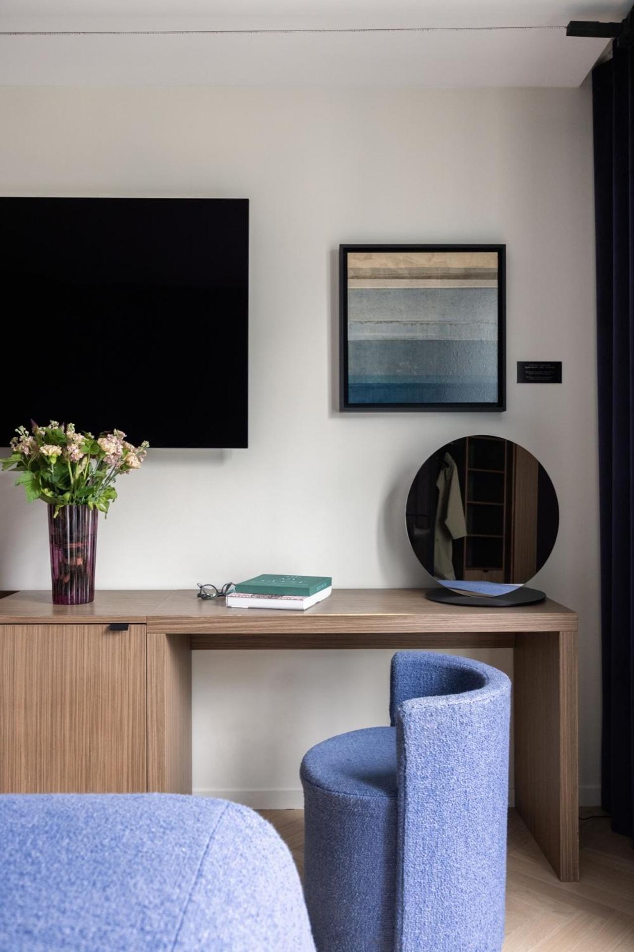 Junior Suite with Balcony photo 3