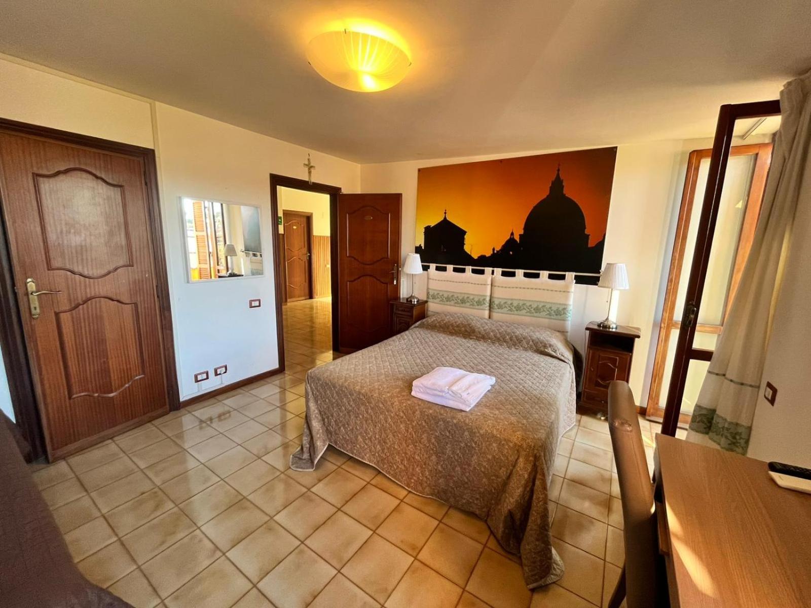 Comfort Triple Room photo 3
