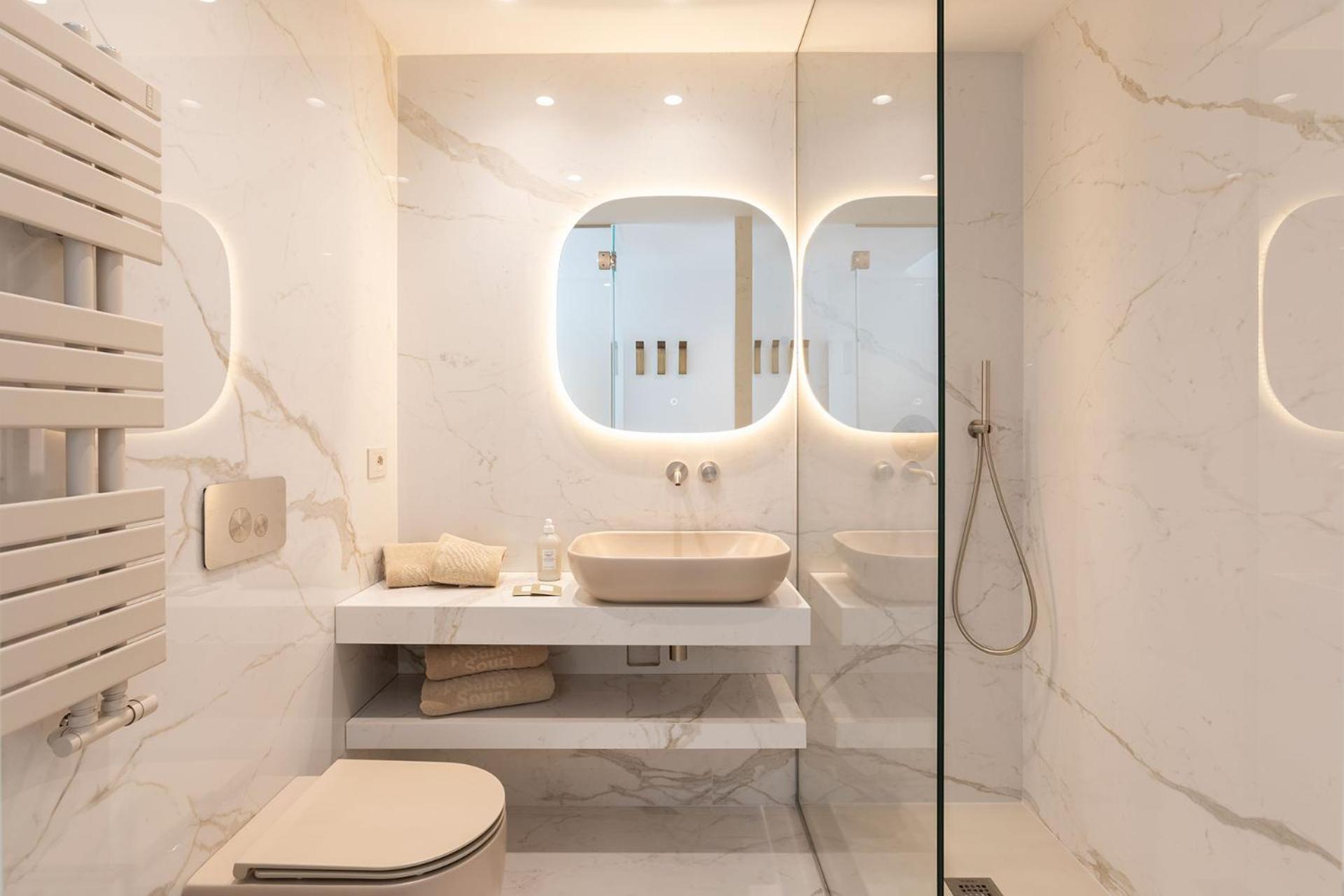 Double or Twin Room with Partial Sea View