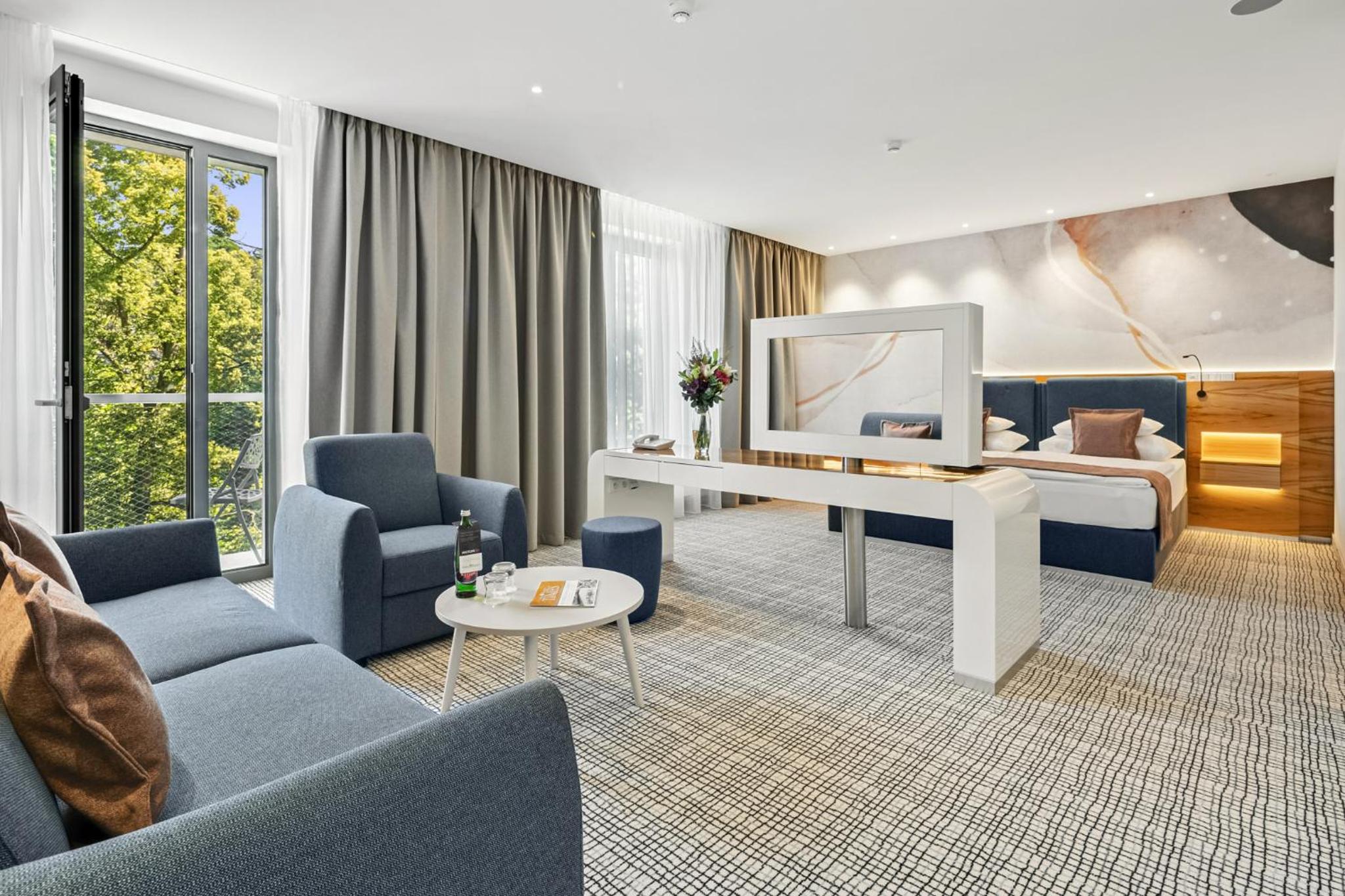 Junior Suite City View photo 2