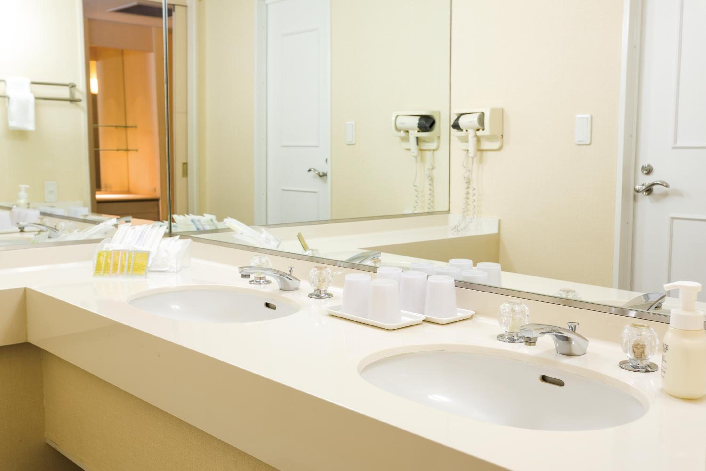 Special Offer - Deluxe Quadruple Room - Photo 4