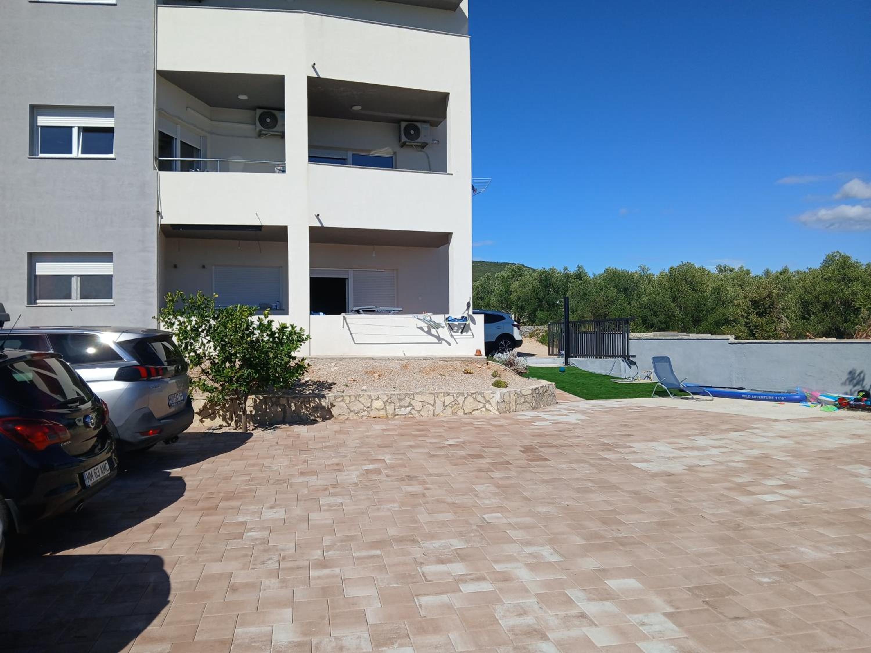 Three-Bedroom Apartment - Oceanfront