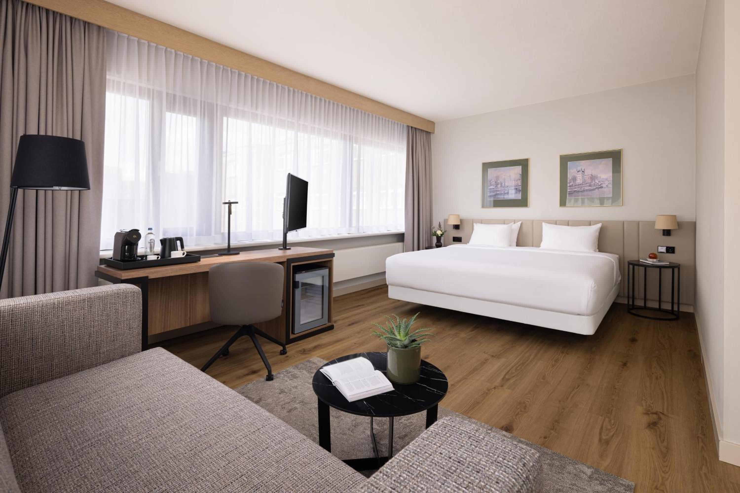 Standard Room with View - Photo 1