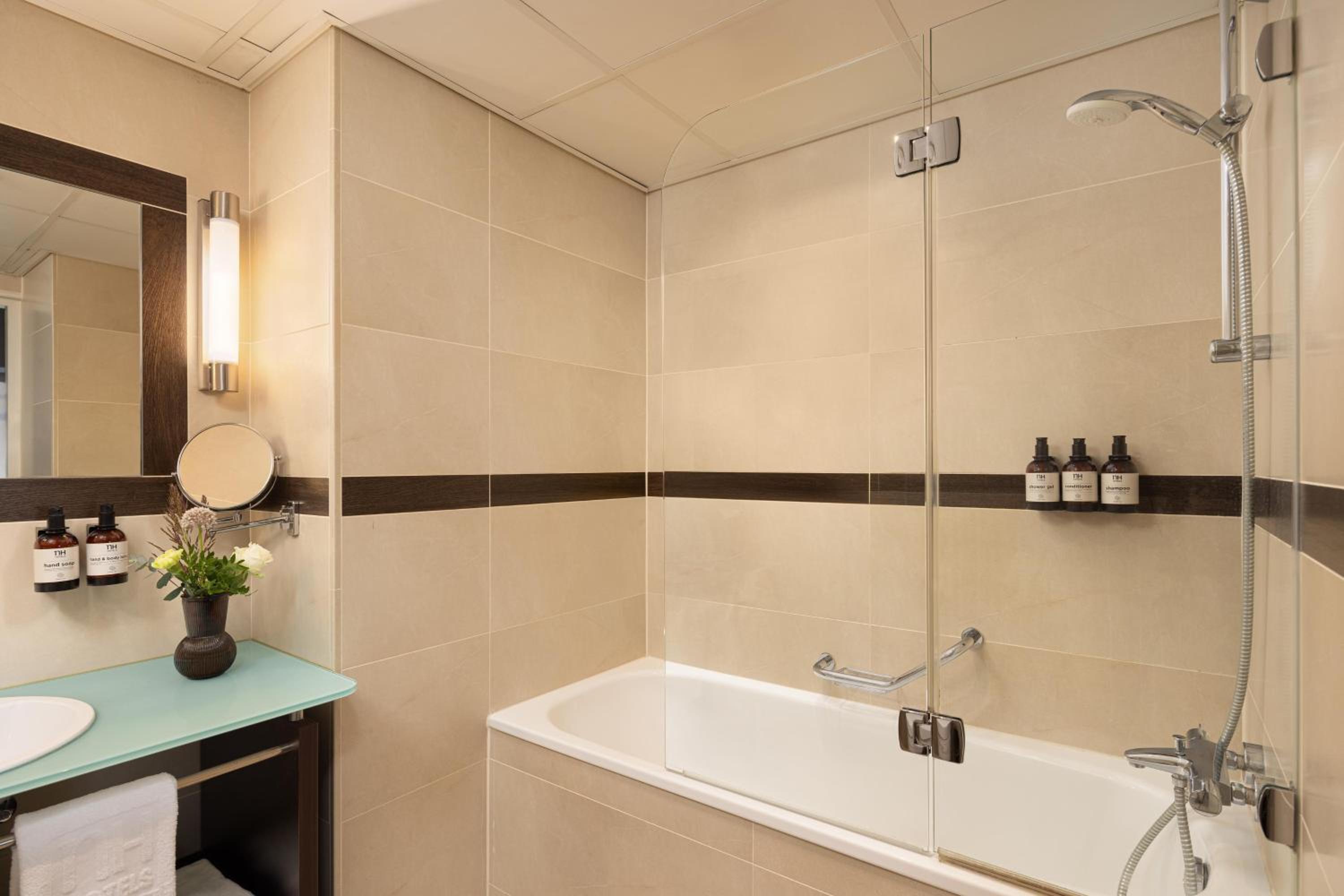 Superior Room with Terrace - Photo 3