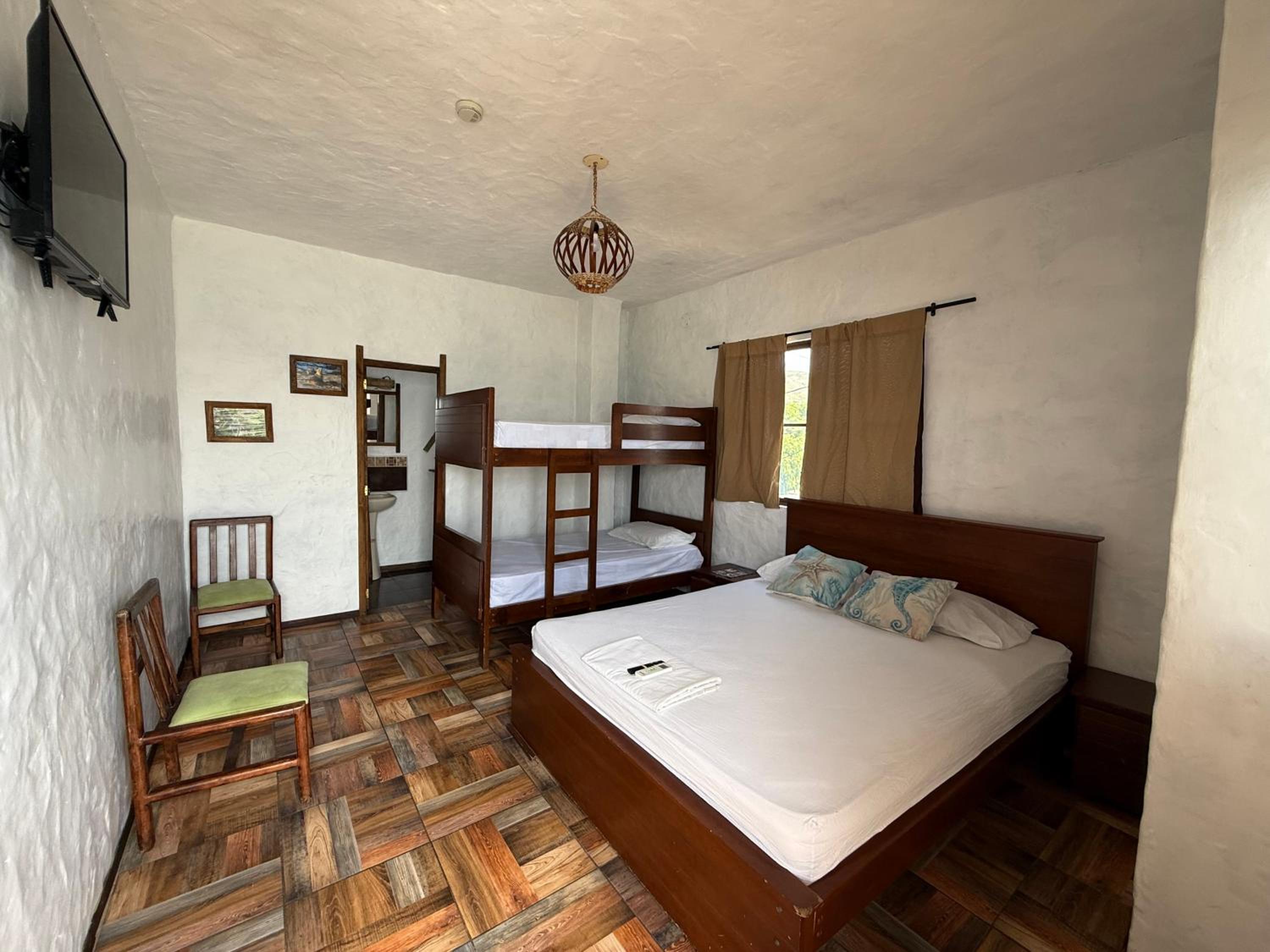 Quadruple Room with Sea View