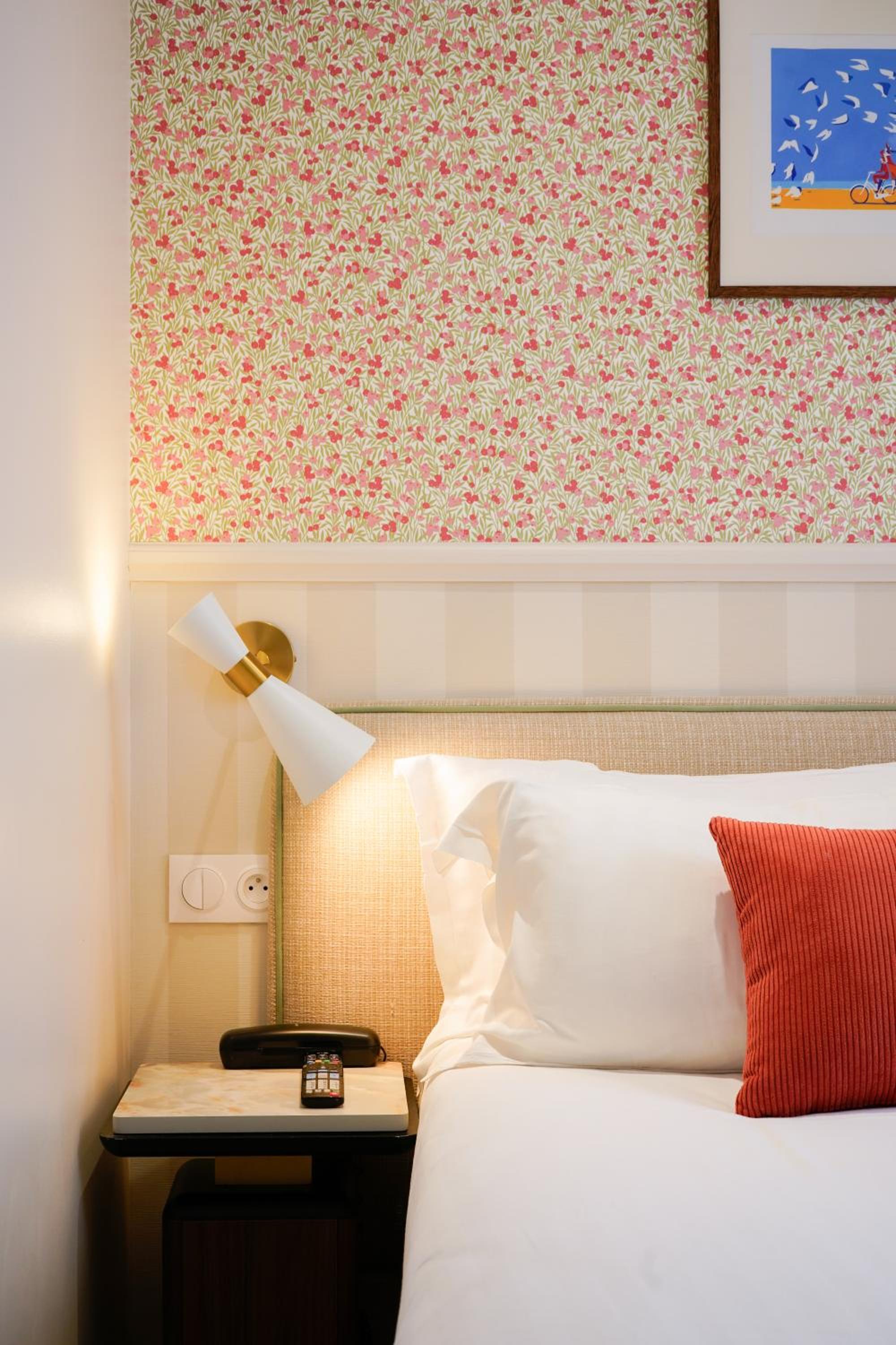 Single Room photo 3