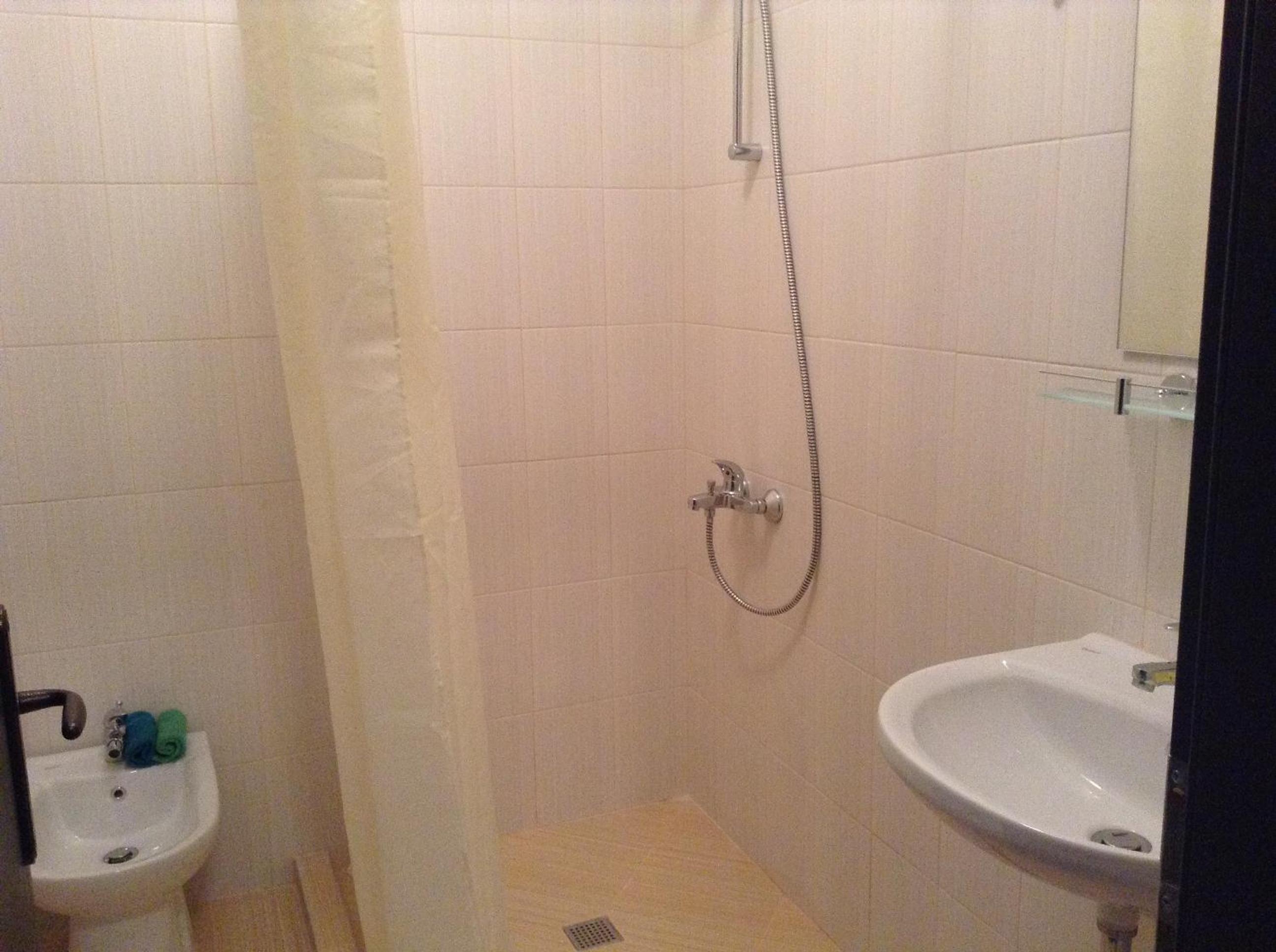 One-Bedroom Apartment - Photo 11