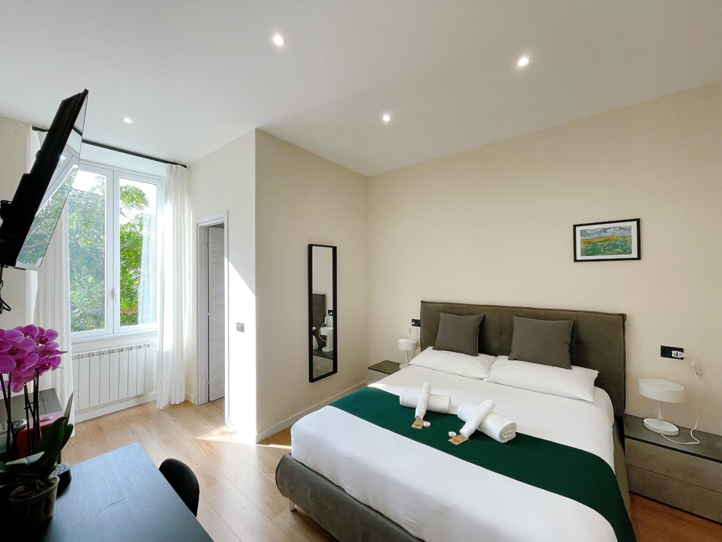 Double Room with Private Bathroom