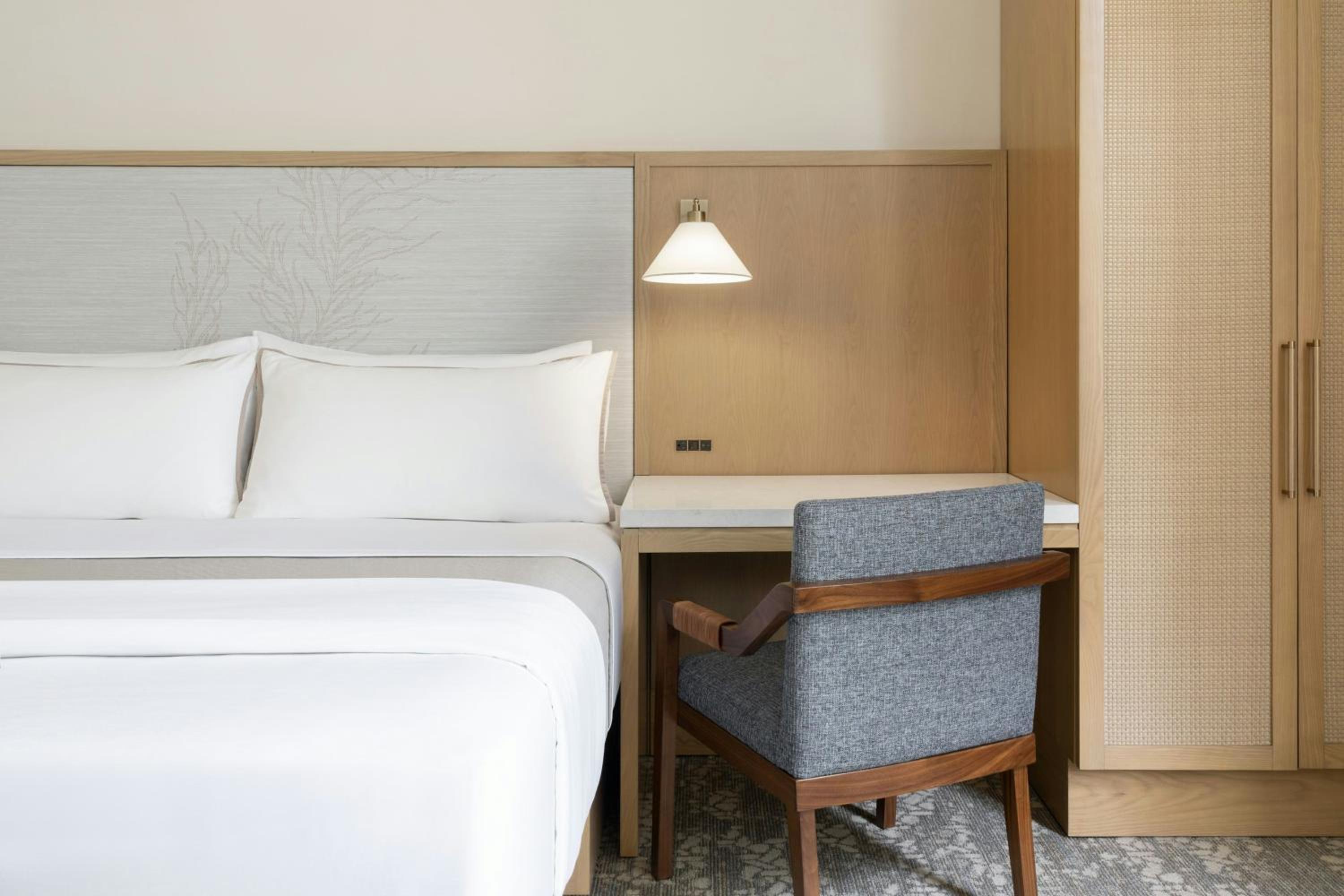 Diamond King or Queen Room with Roll-In Shower and City View - Mobility and Hearing Accessible