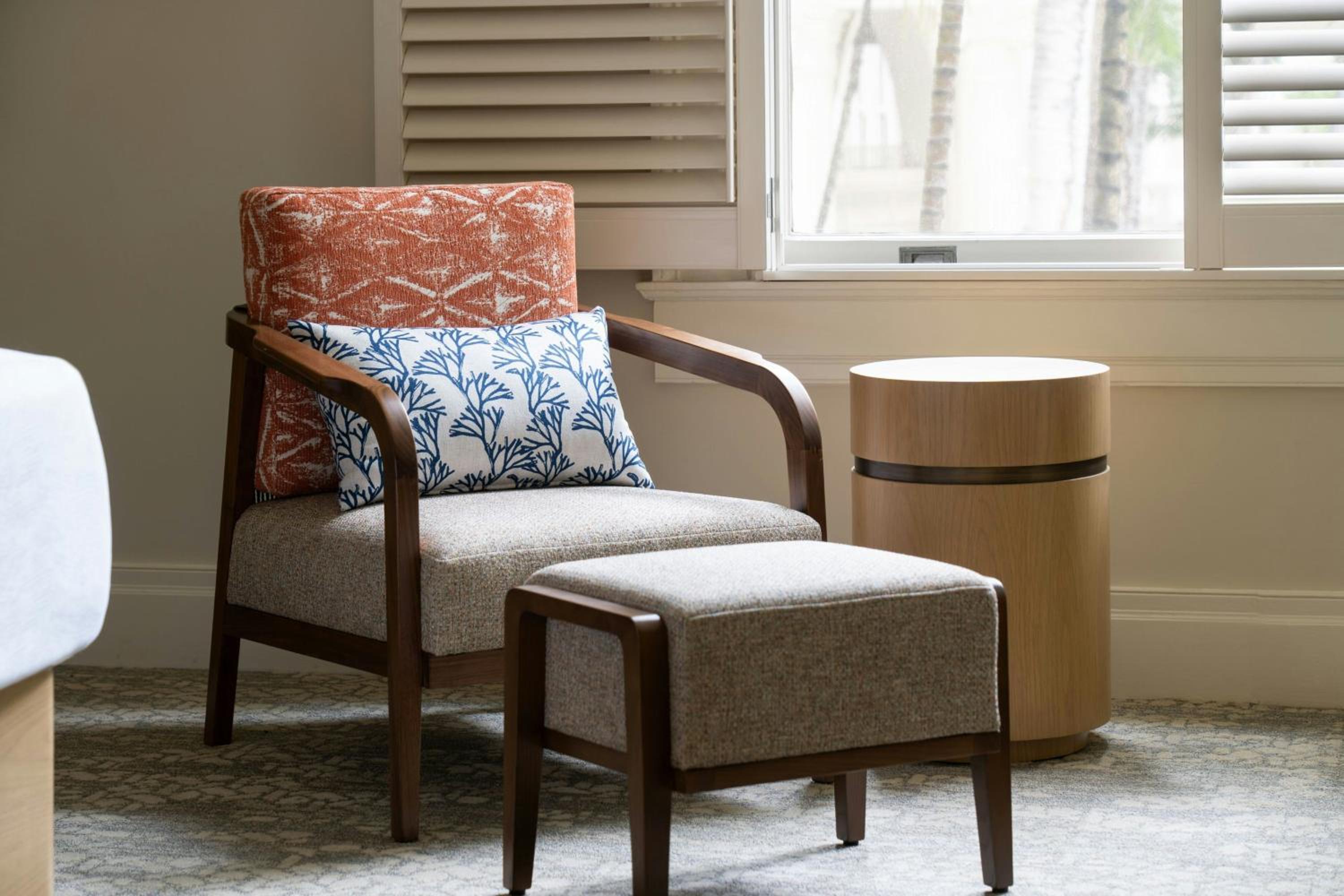 Diamond King or Queen Room with Roll-In Shower and City View - Mobility and Hearing Accessible