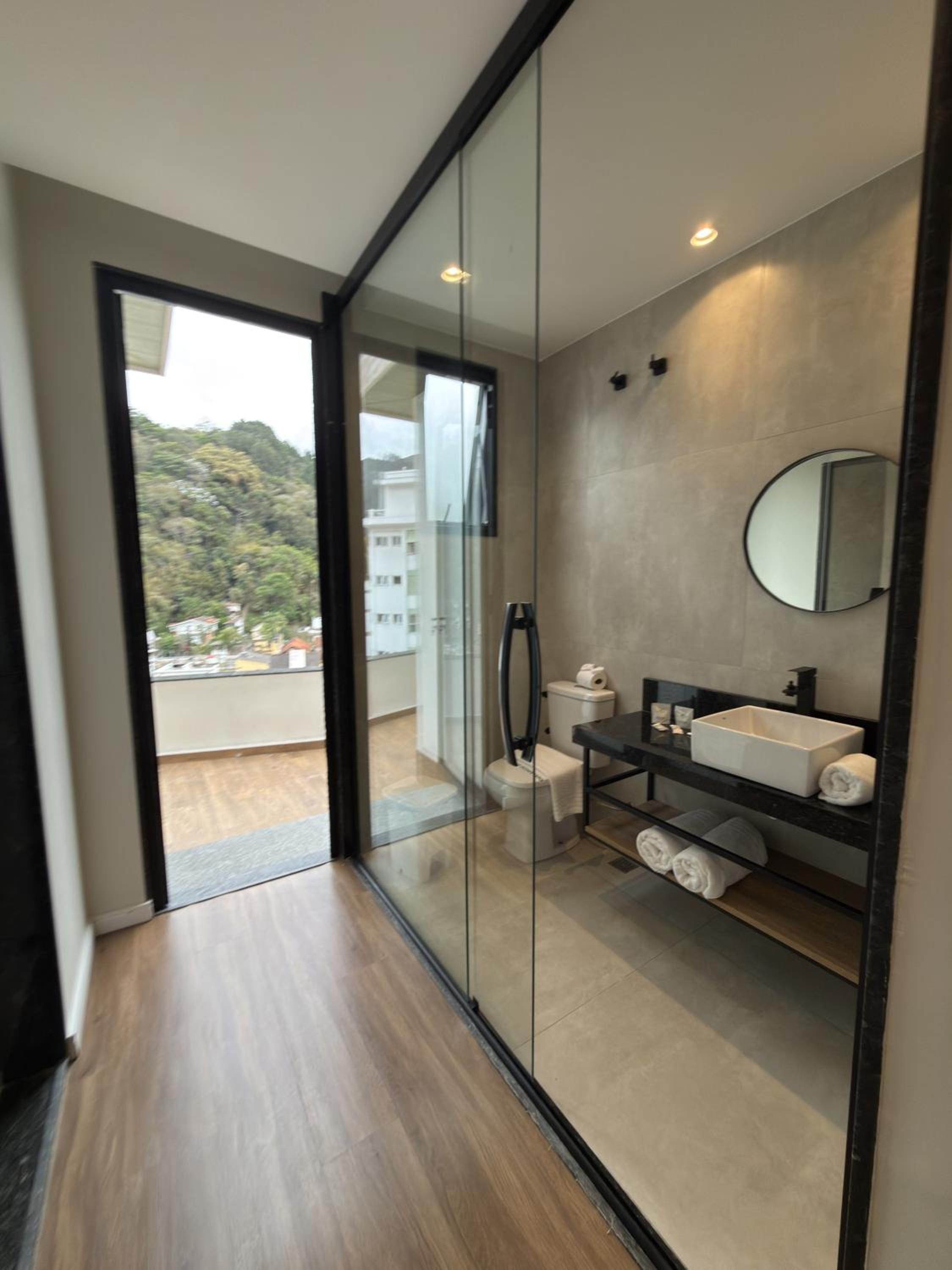 Suite with Hot Tub