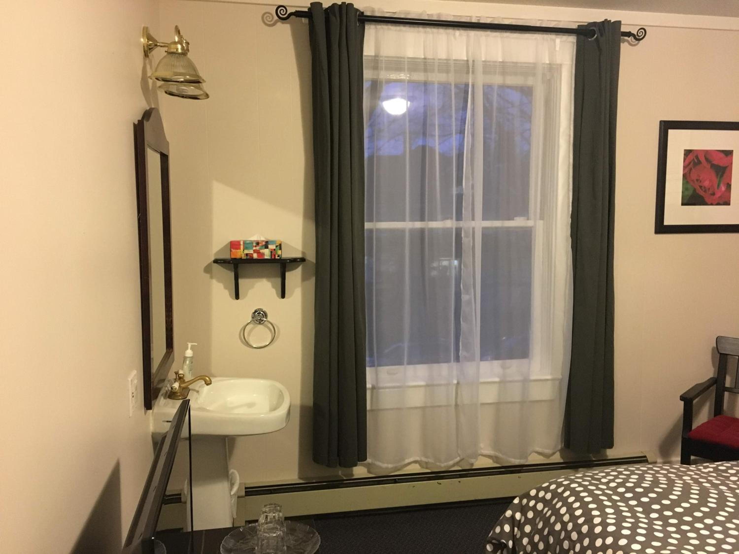 Queen Room with Shared Bathroom
