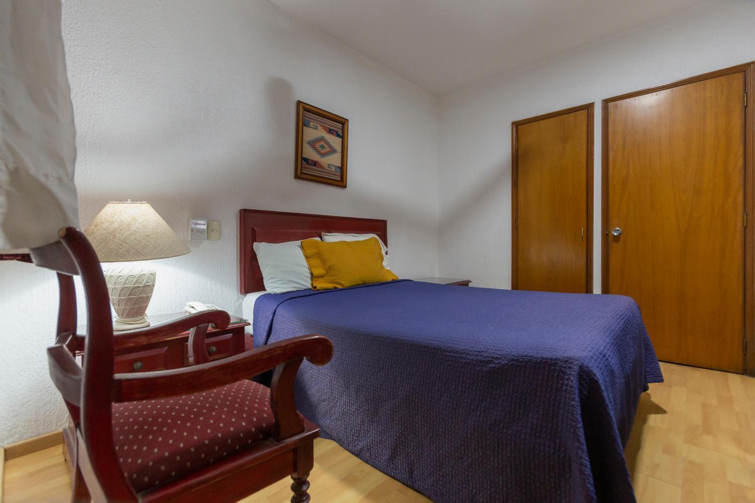 Standard Double Room photo 3