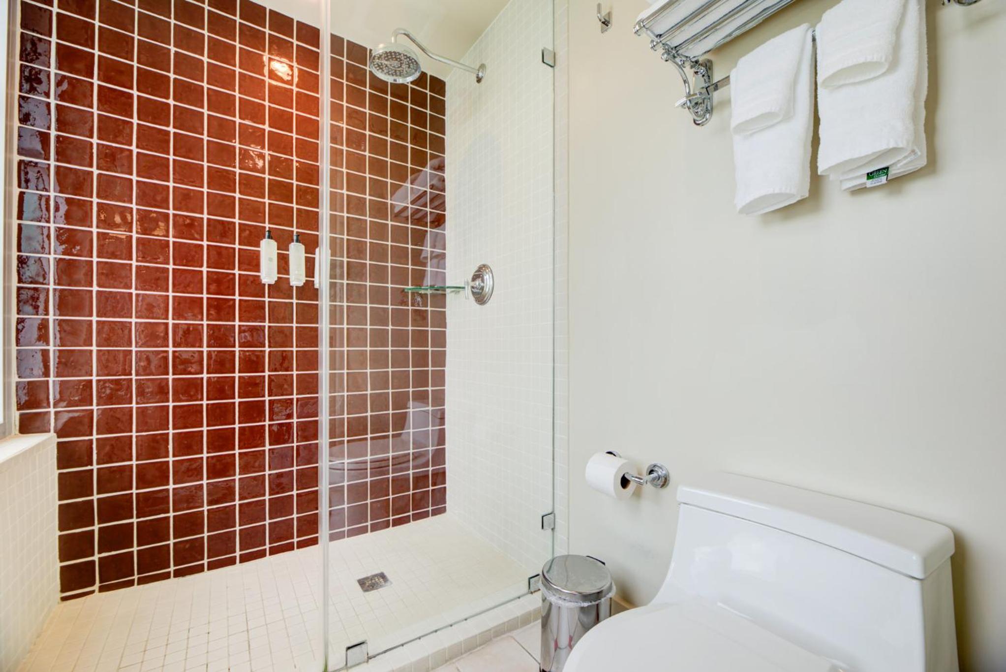 Standard Double Room - Photo 4