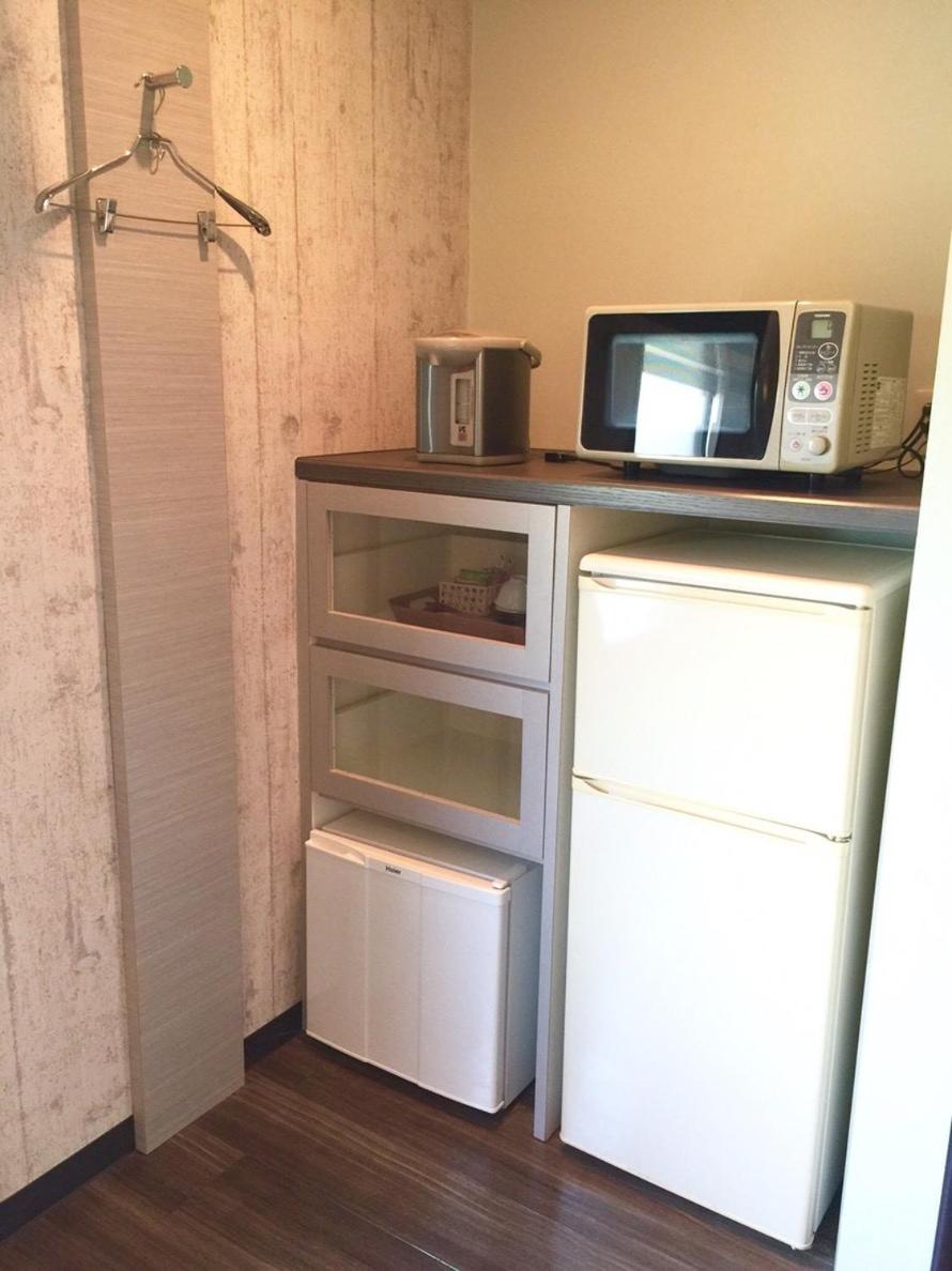 Deluxe Double Room with Bath - Photo 3