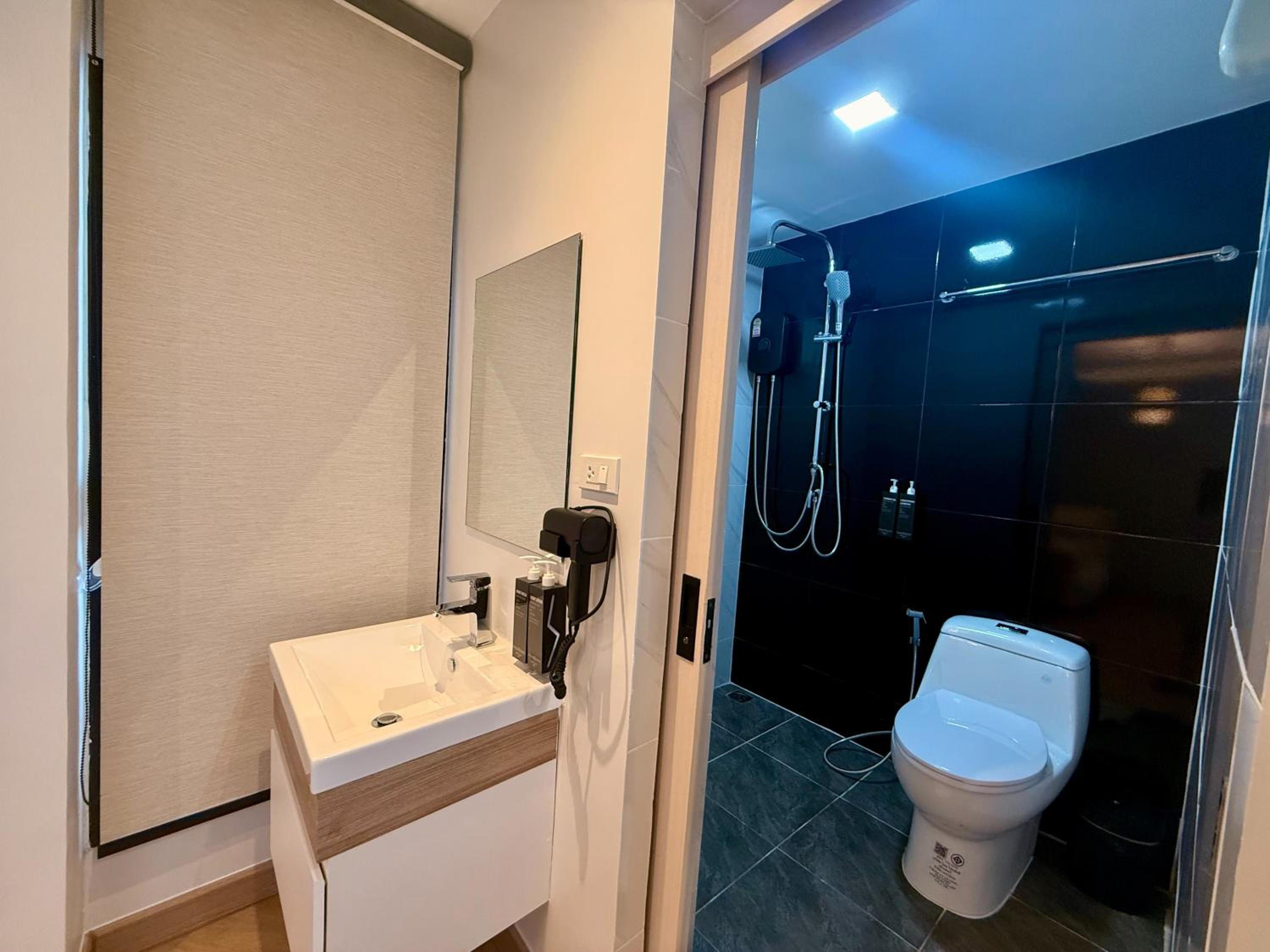 Superior Quadruple Room photo 2