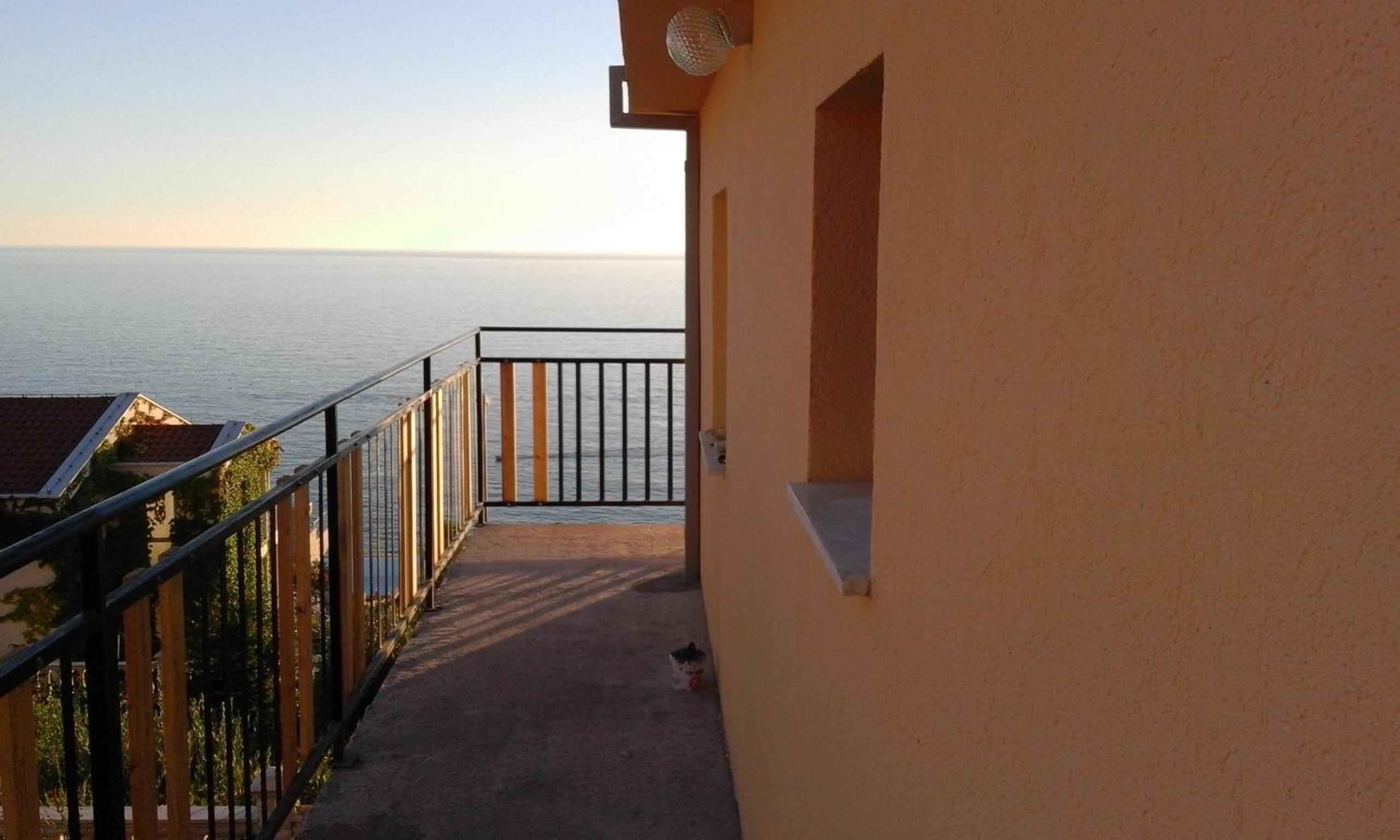 Apartment with Sea View photo 3