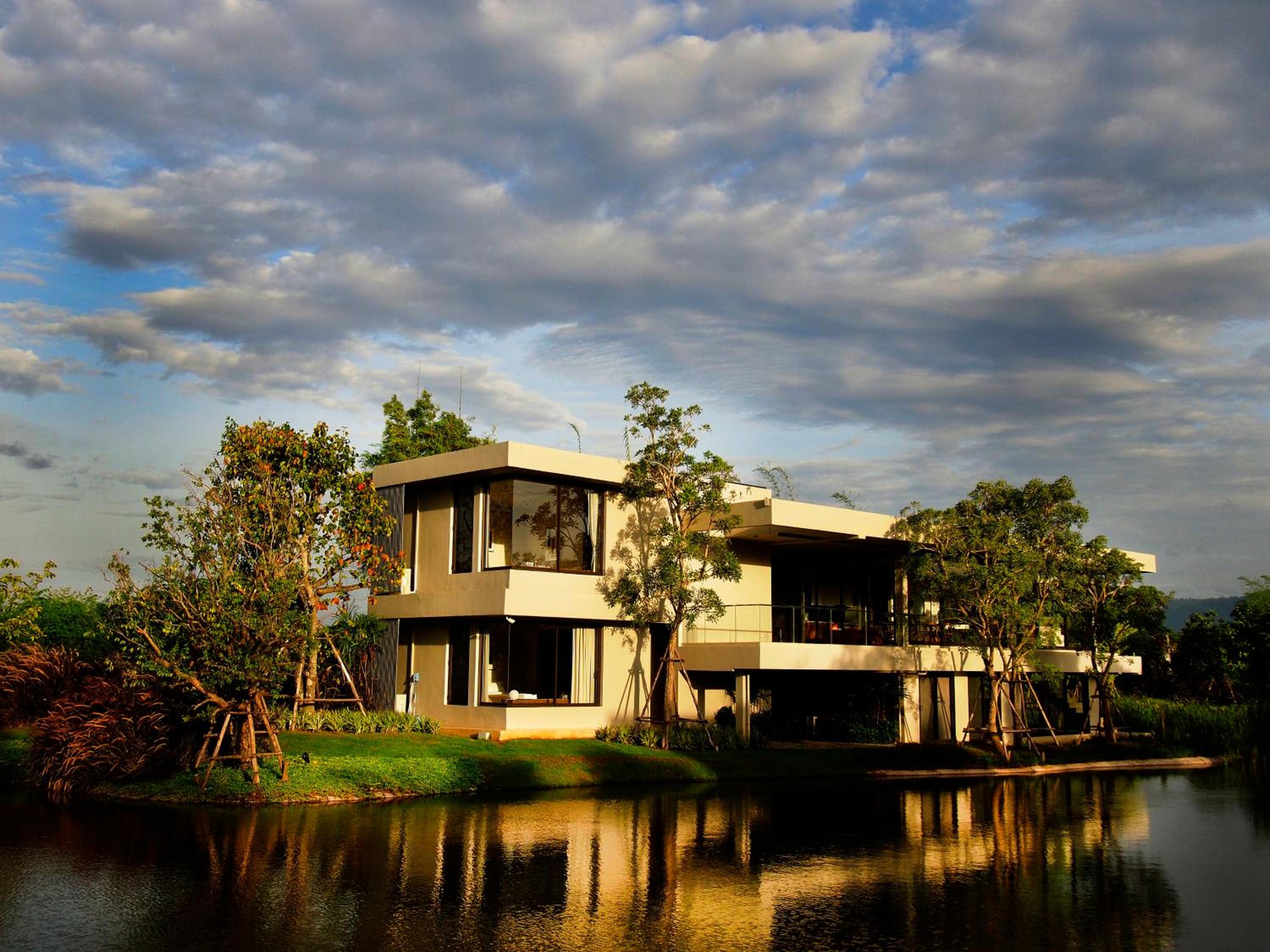 Three-Bedroom Villa - Photo 12
