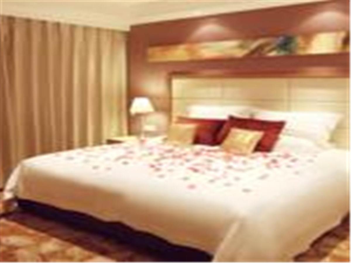 Mainland Chinese Citizens - Standard Twin Room - Photo 2