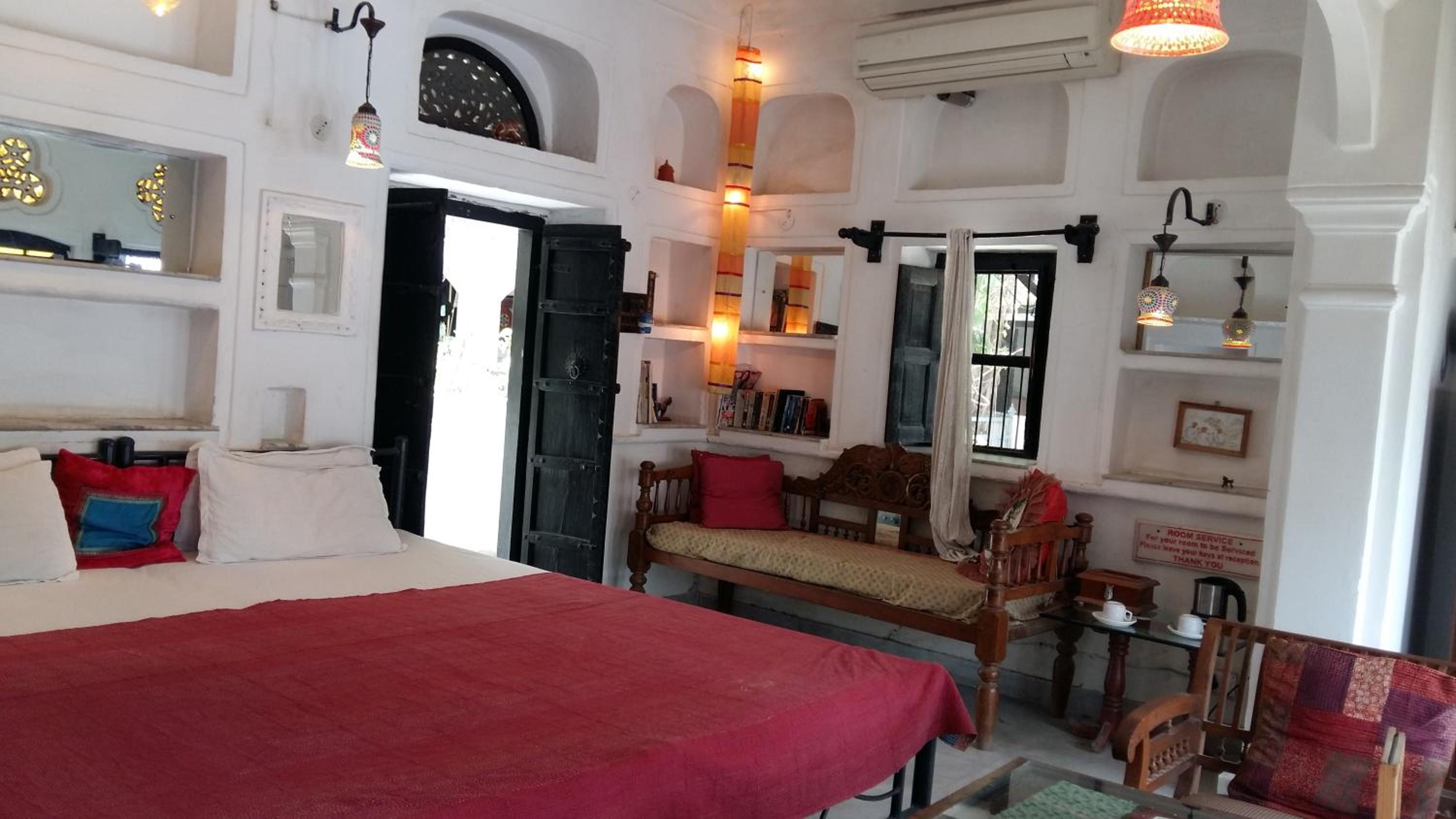 Double or Twin Room with Private Bathroom