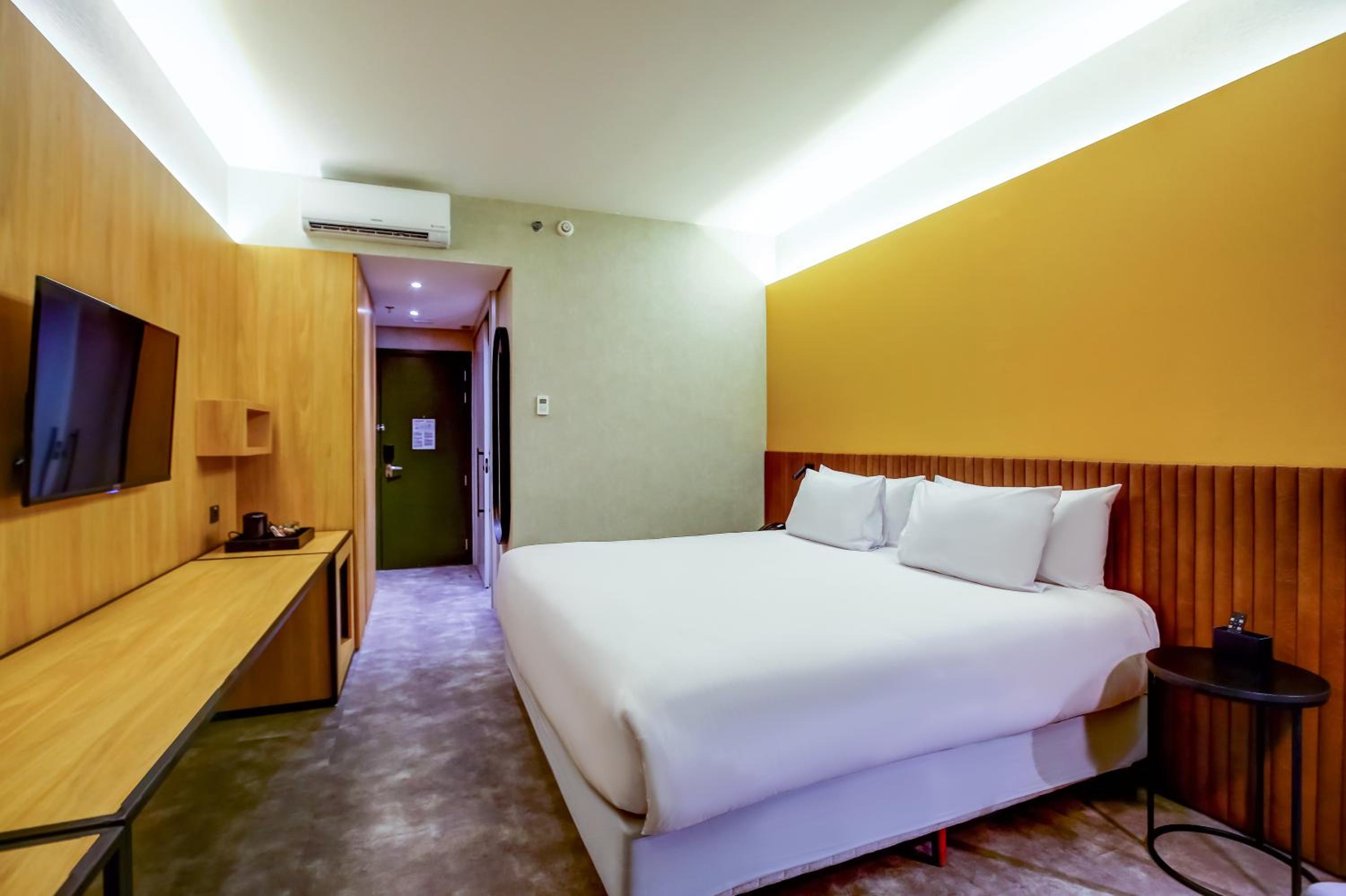 Superior King Room photo 2