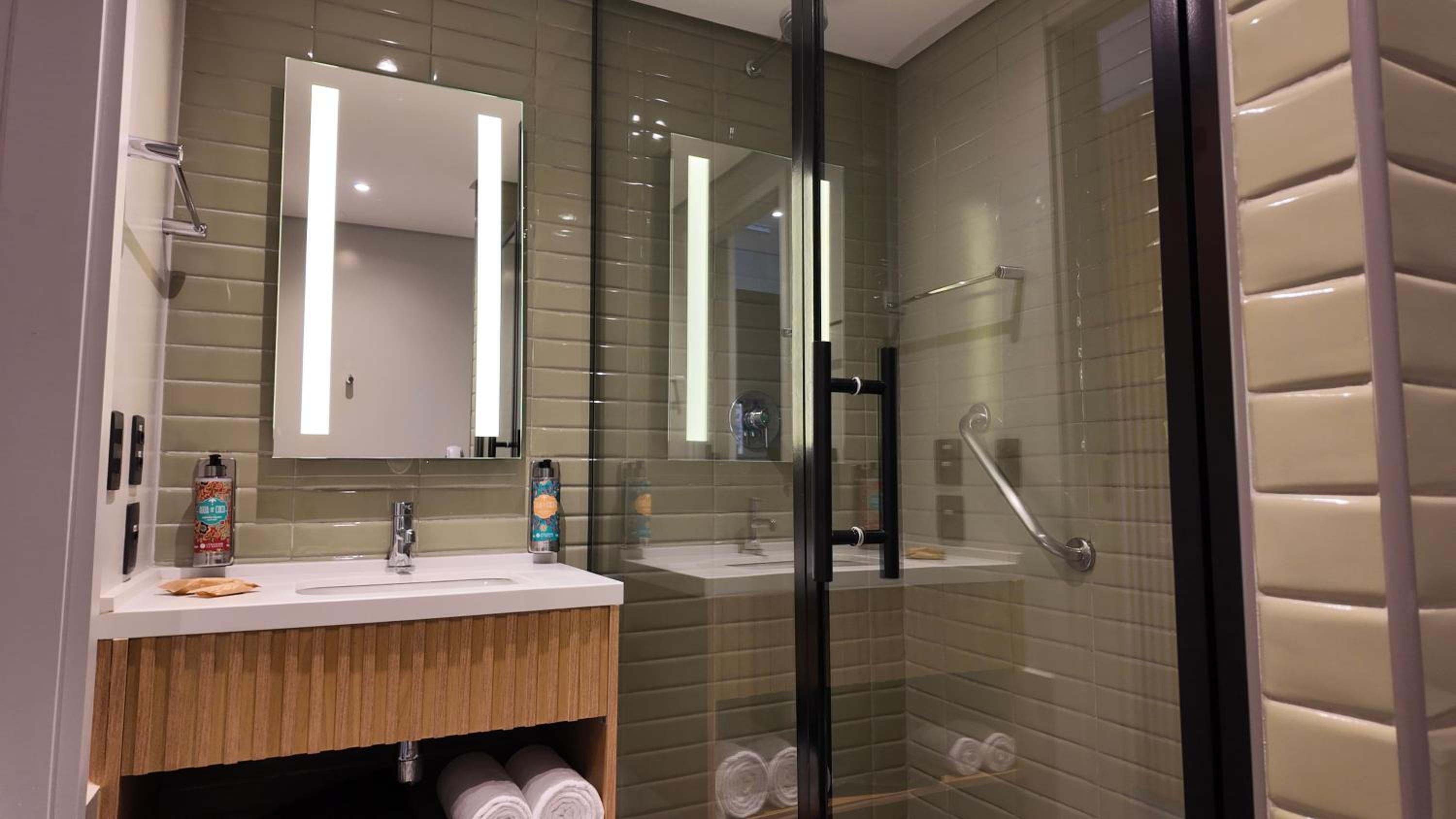 Superior Twin Room photo 3
