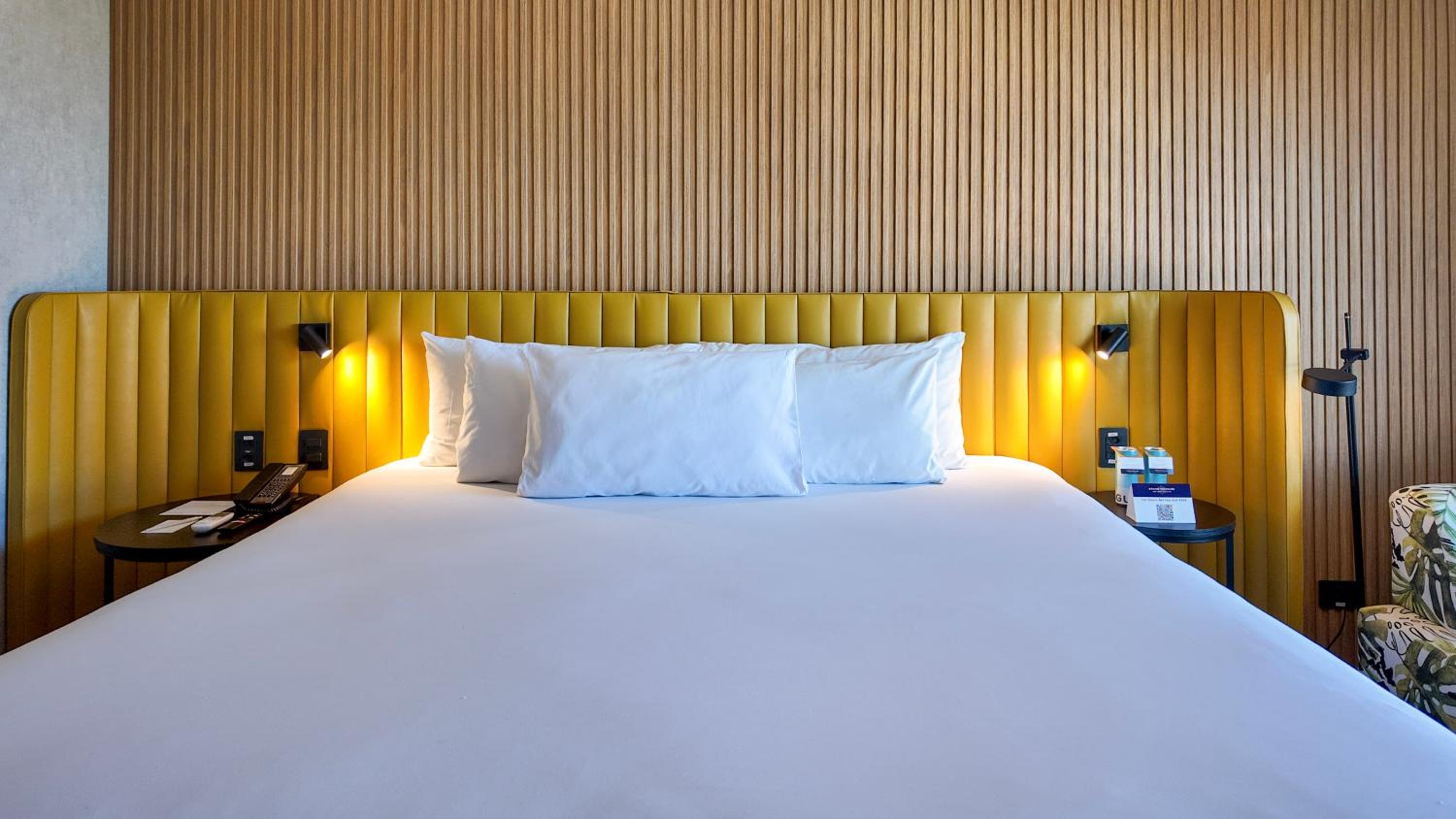 Luxury King Room photo 1