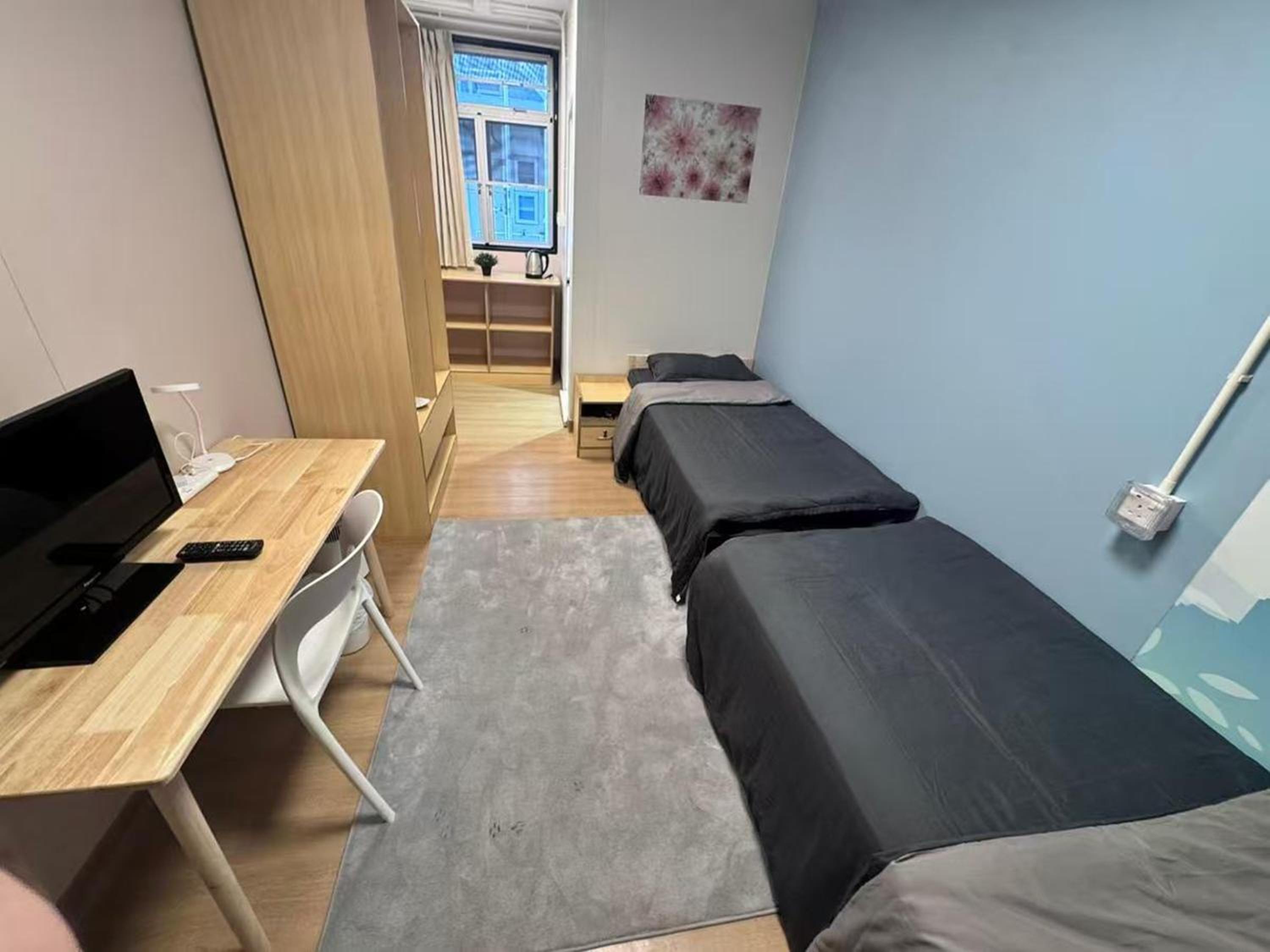 Twin Room with Private Bathroom