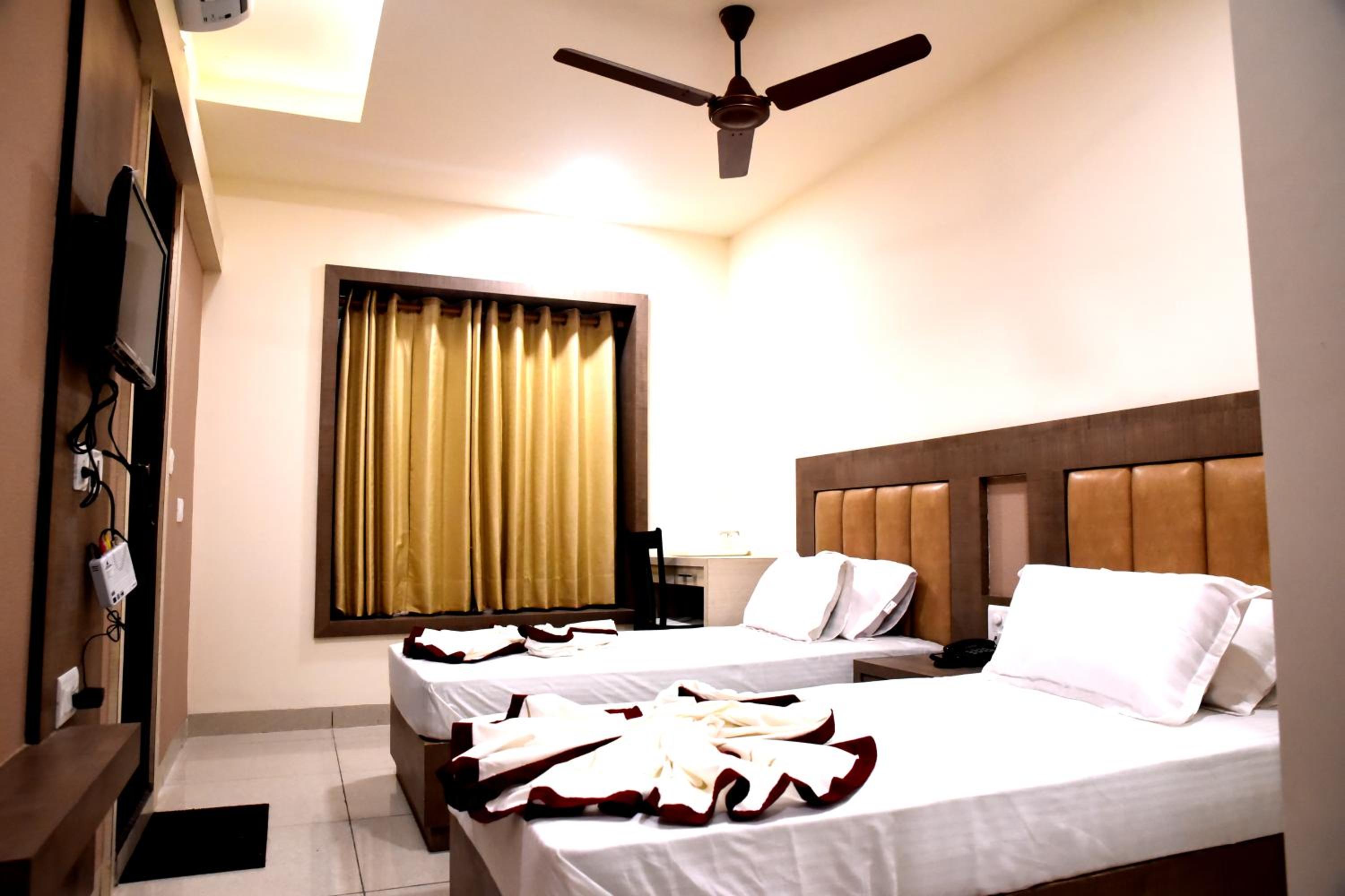 Deluxe Twin Room photo 2