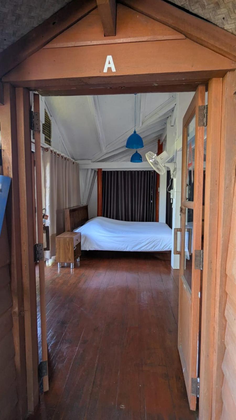 Family Room with Private Bathroom photo 3