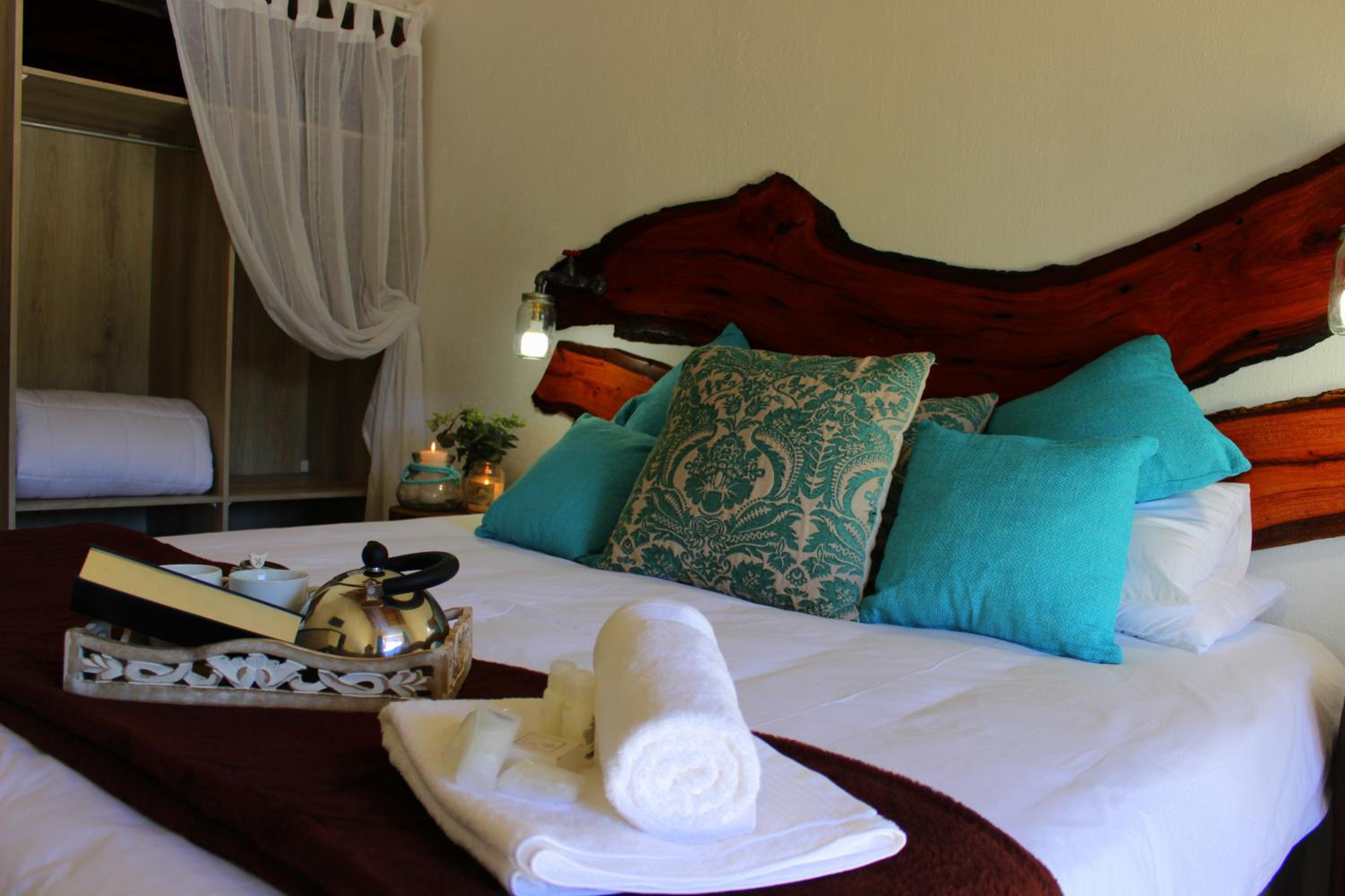 Double or Twin Room - Photo 6