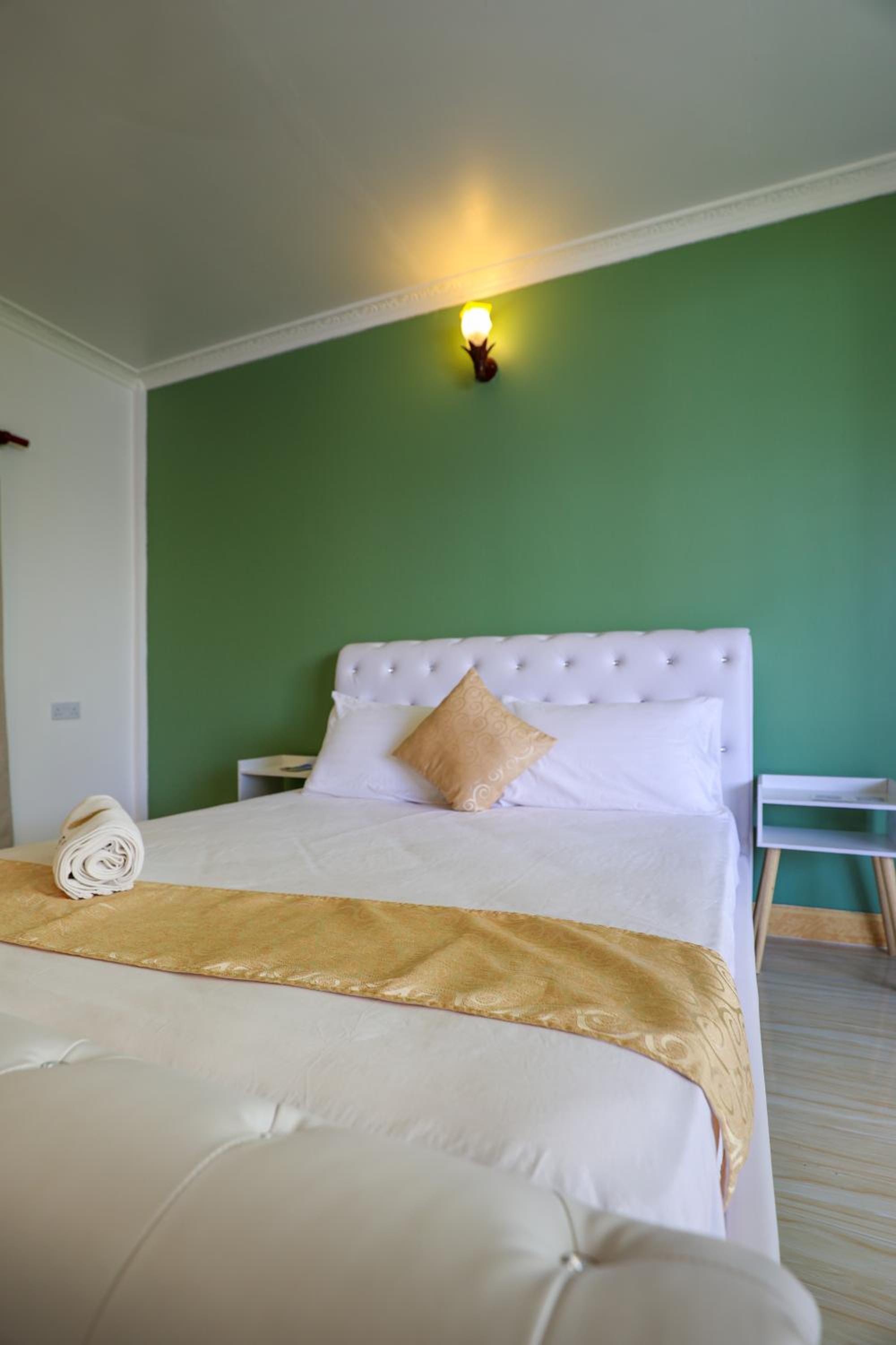 King Room with Garden View
