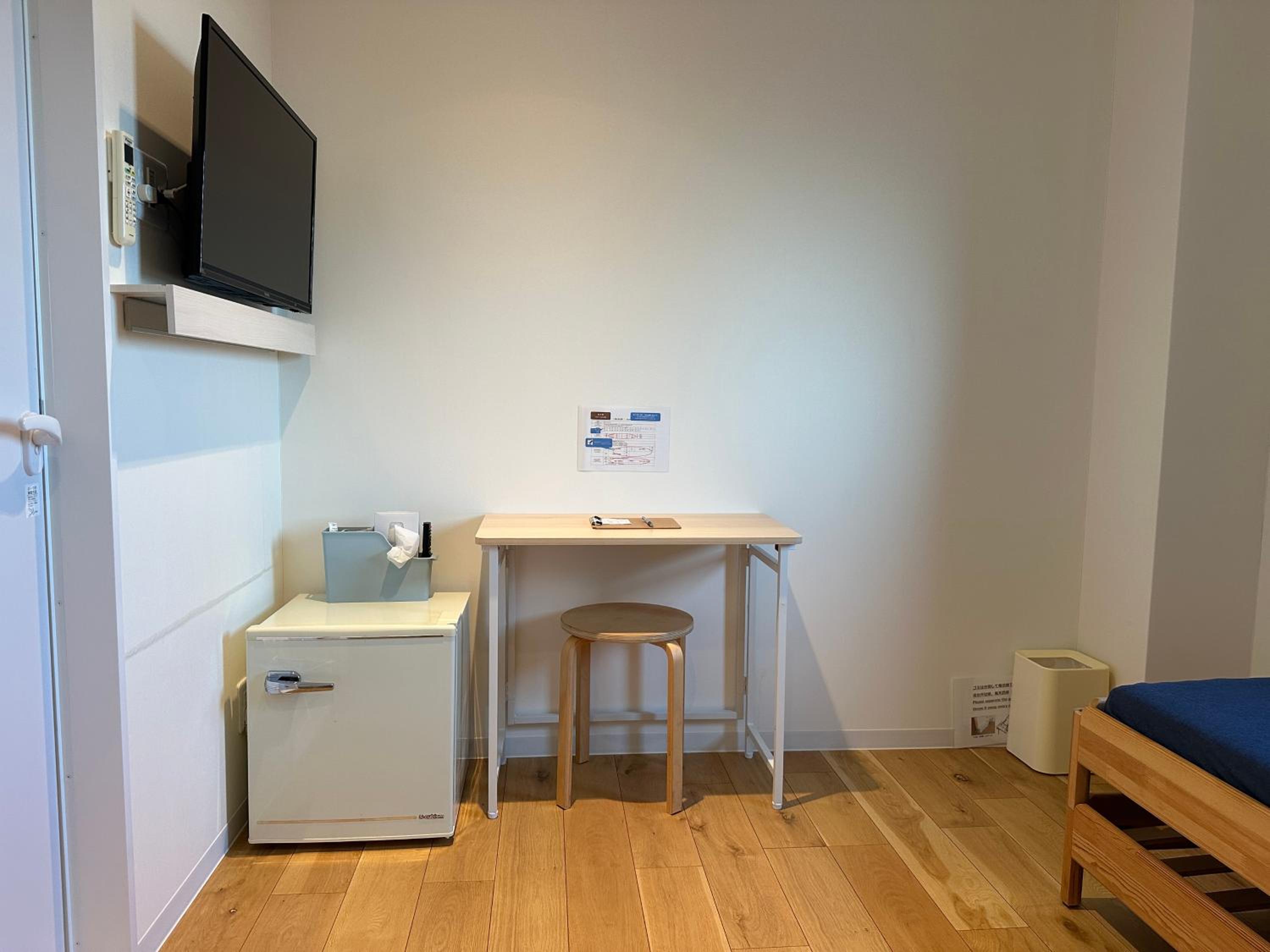 Single Room photo 3
