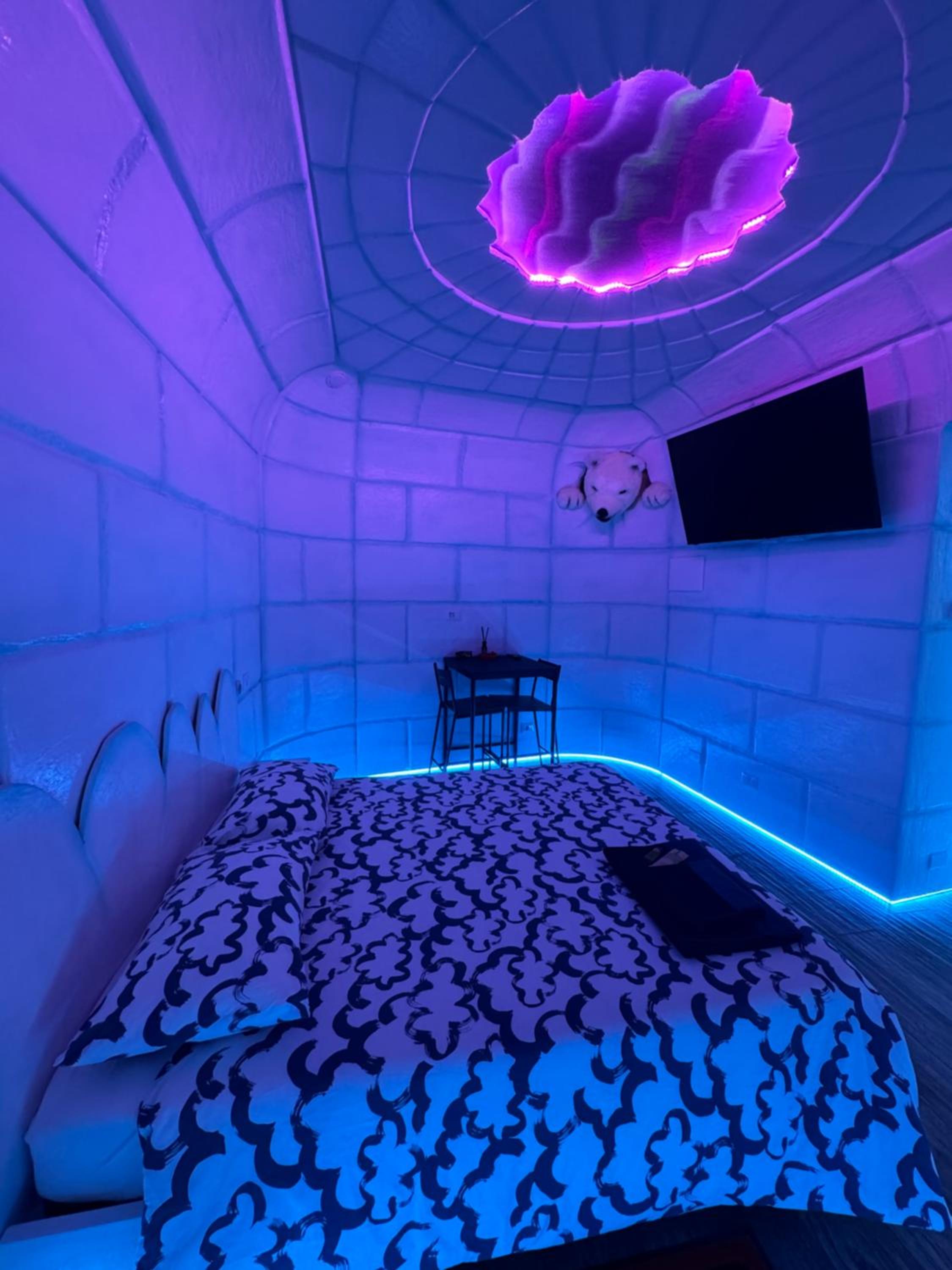 King Room with Spa Bath