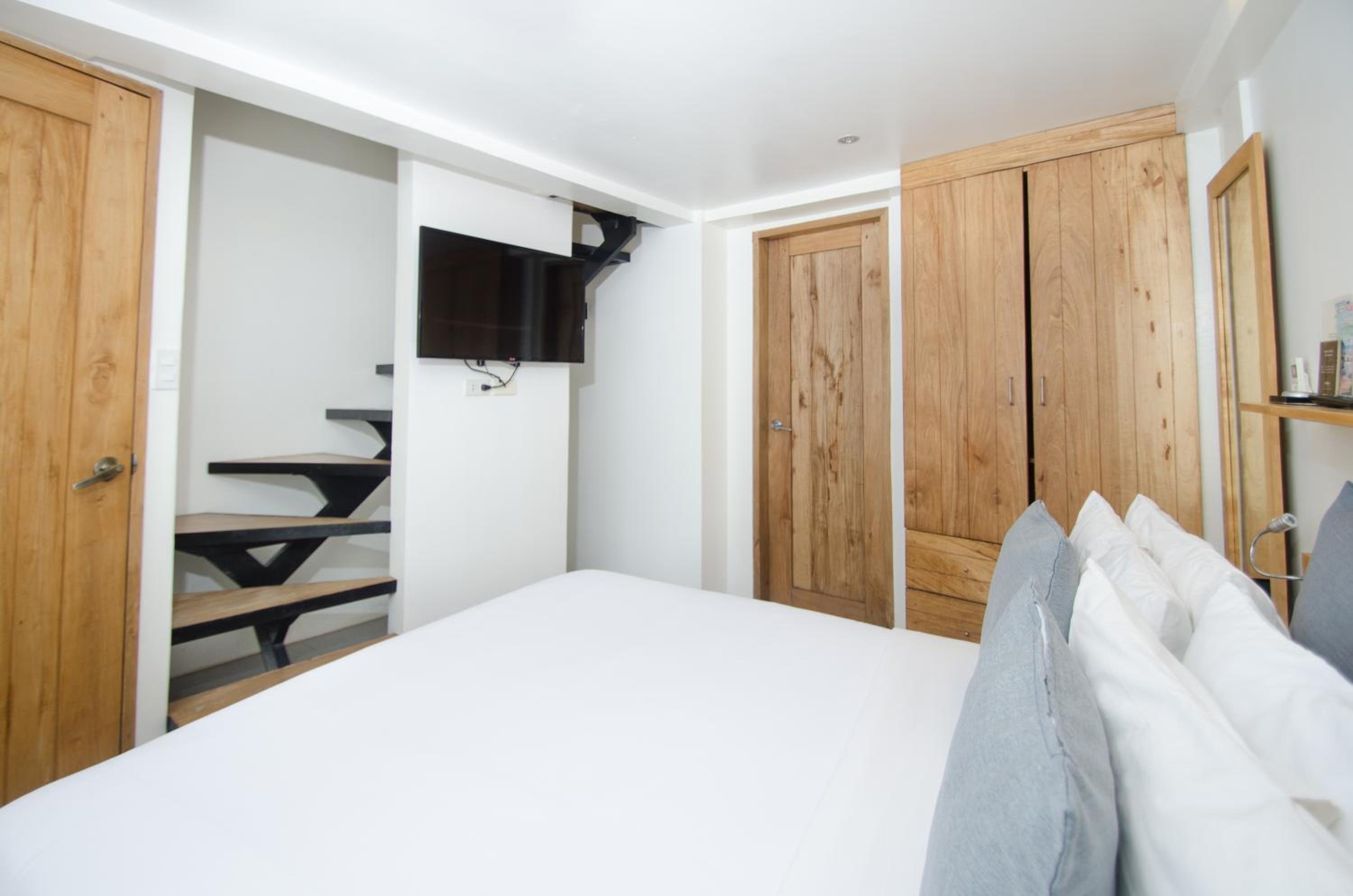 Loft room with sea view - Photo 3