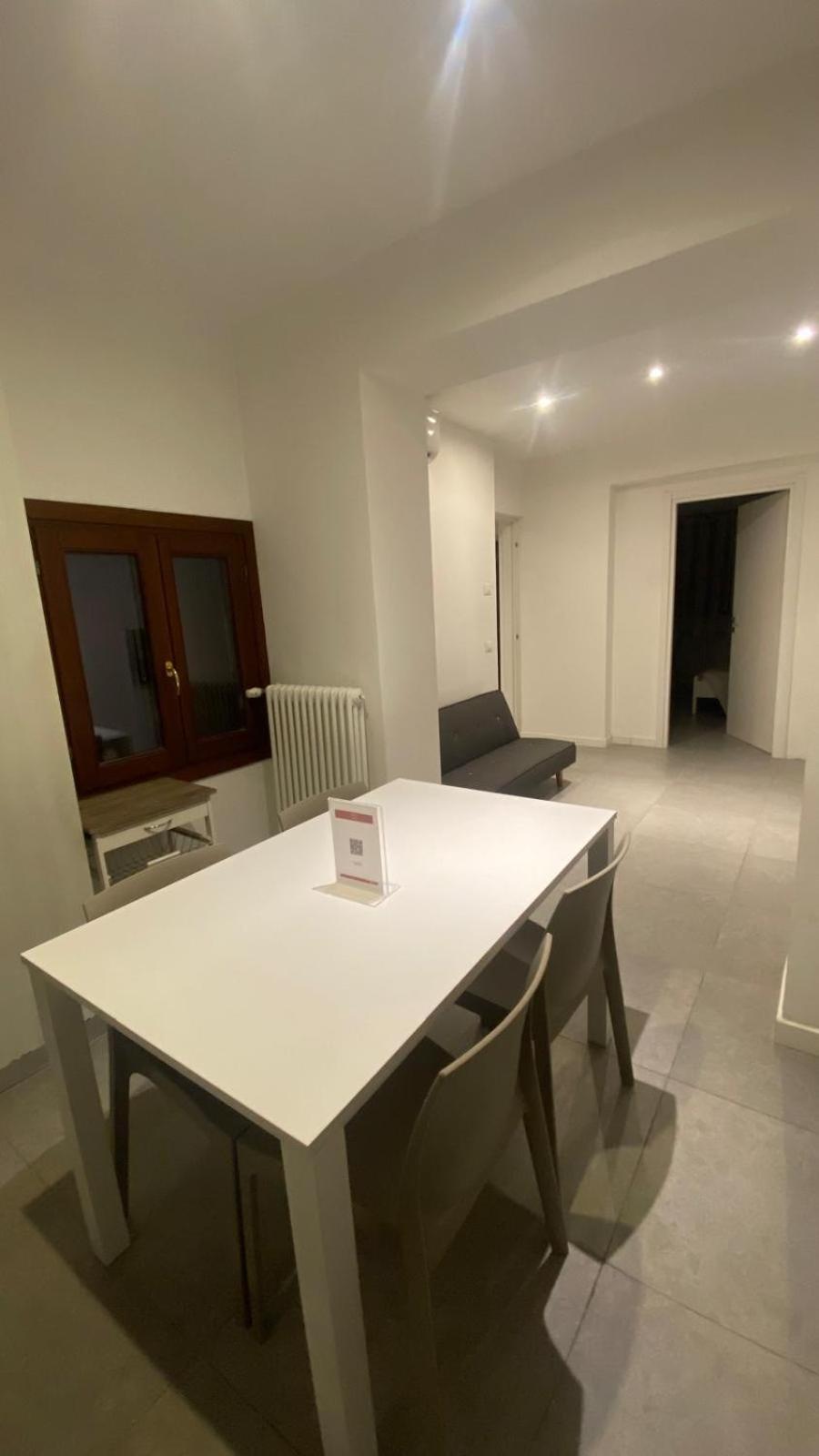 One-Bedroom House photo 3