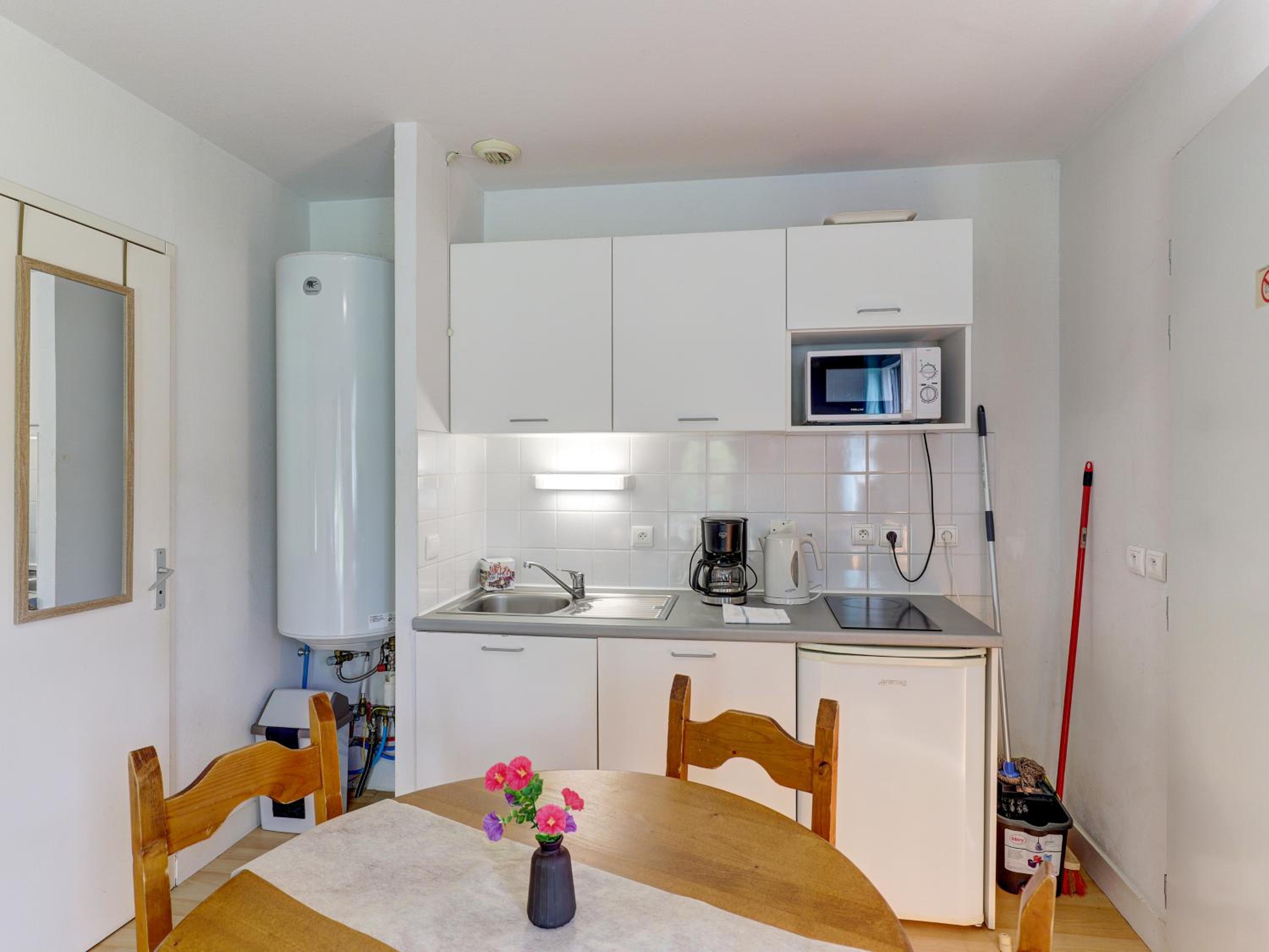 One-Bedroom House photo 2