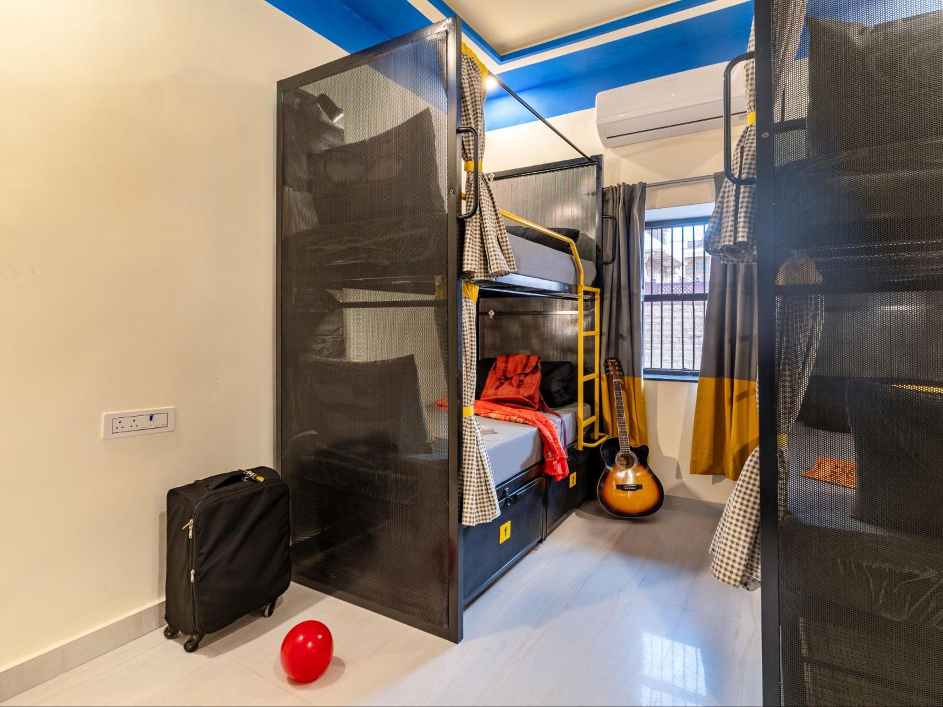Bed in 4-Bed Female Dormitory Room photo 1