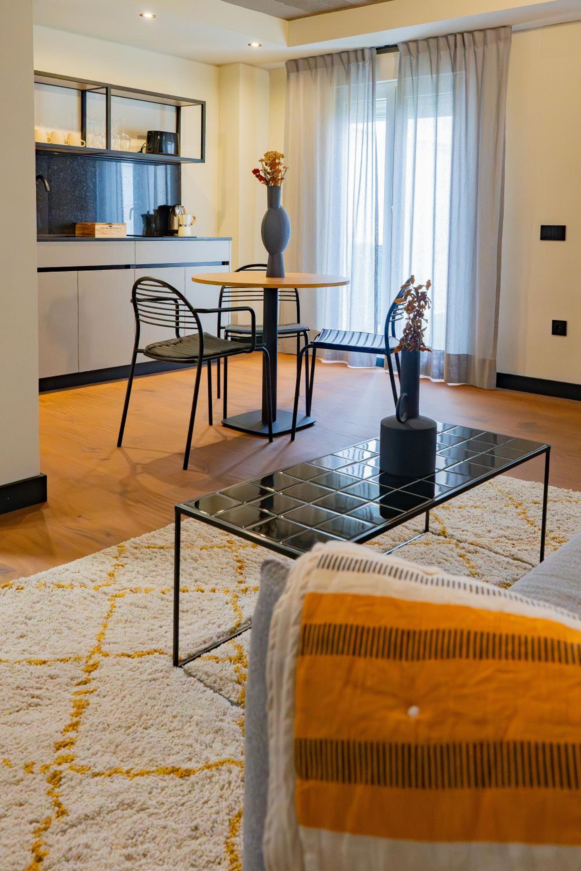 One-Bedroom Apartment with Terrace