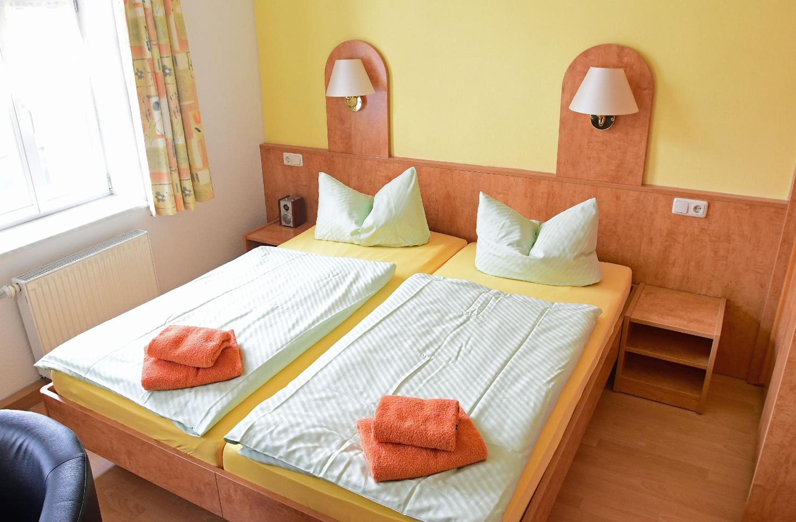 Double Room - Photo 4
