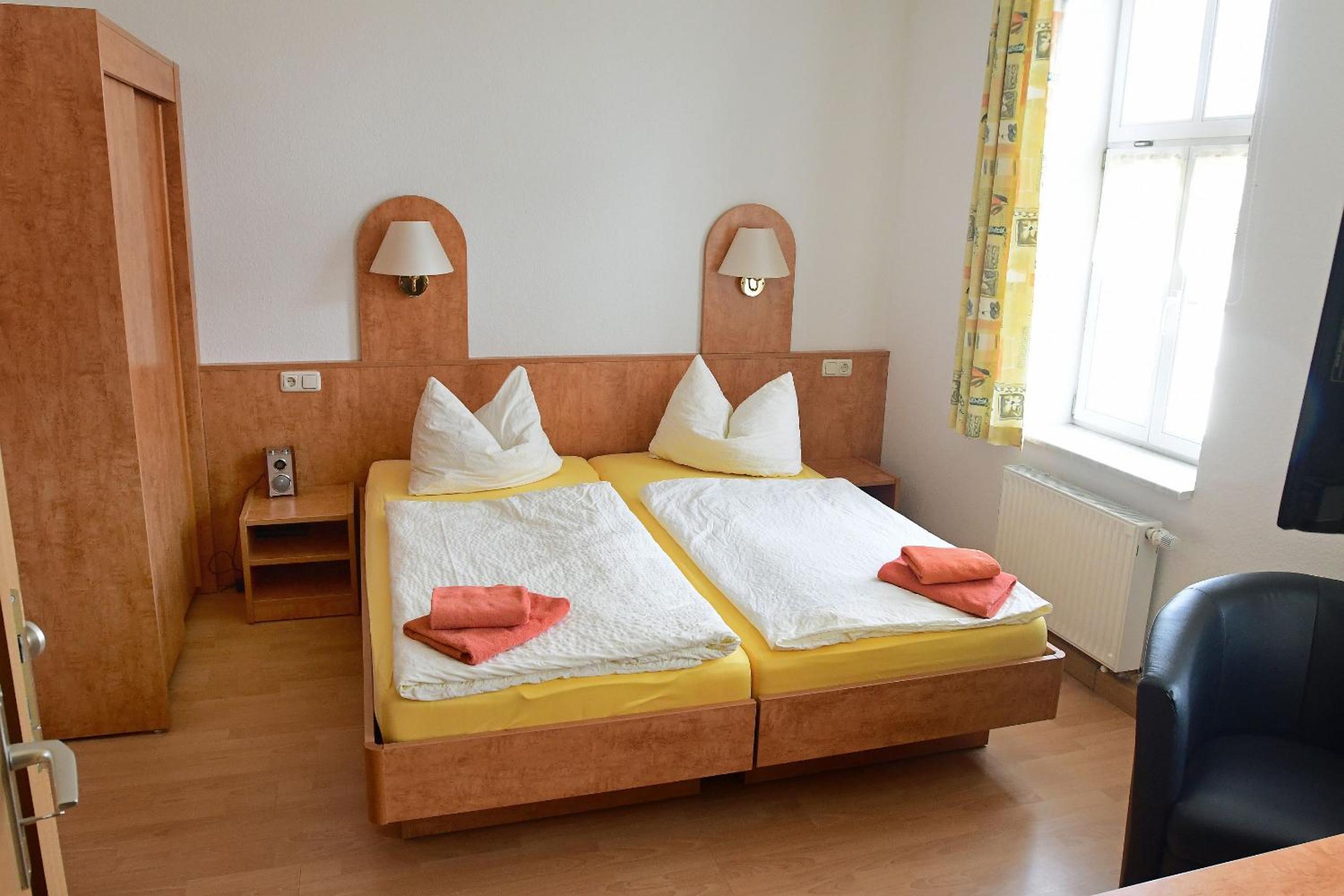 Double Room - Photo 2