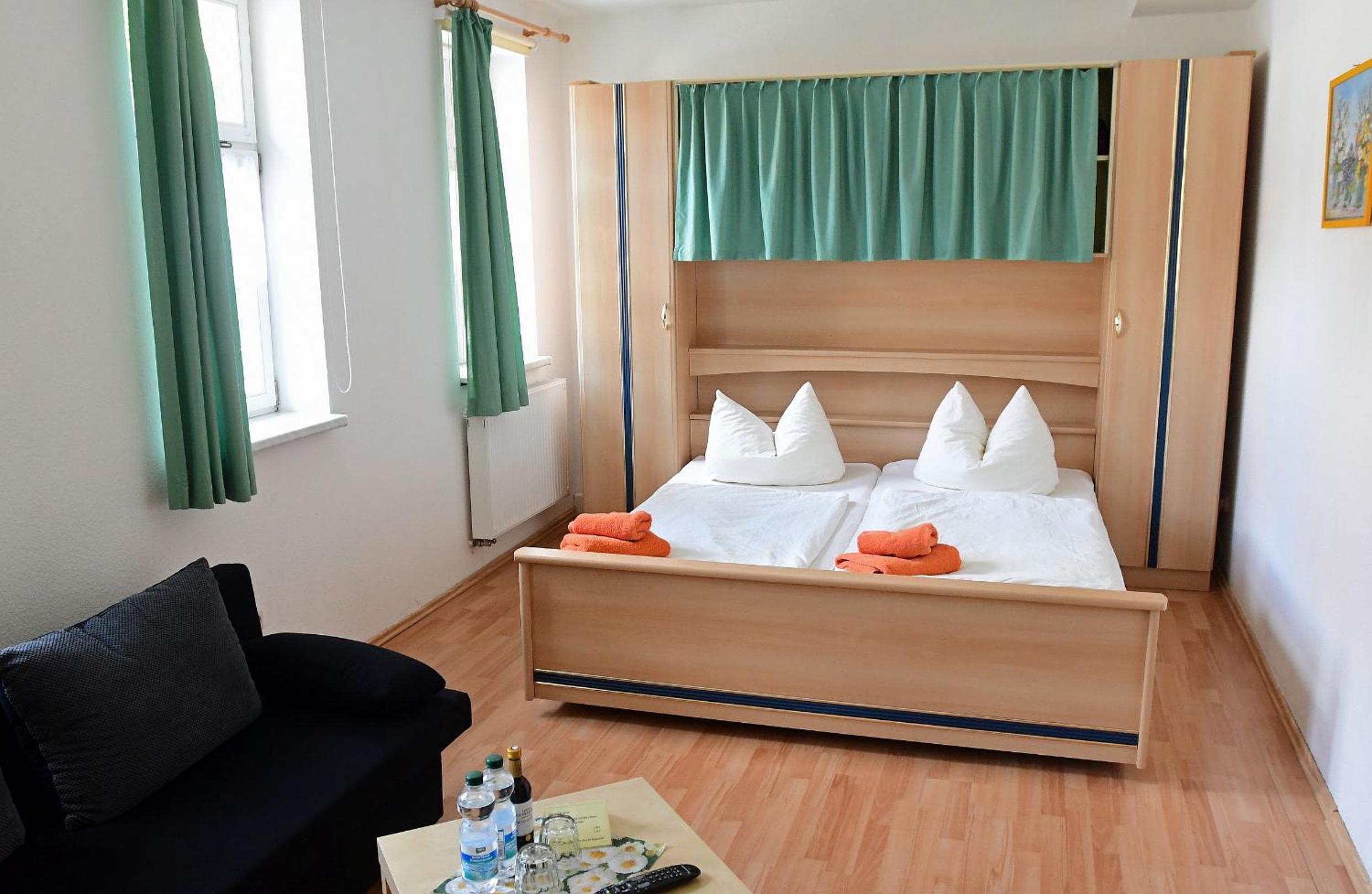 Holiday Flat - Photo 1
