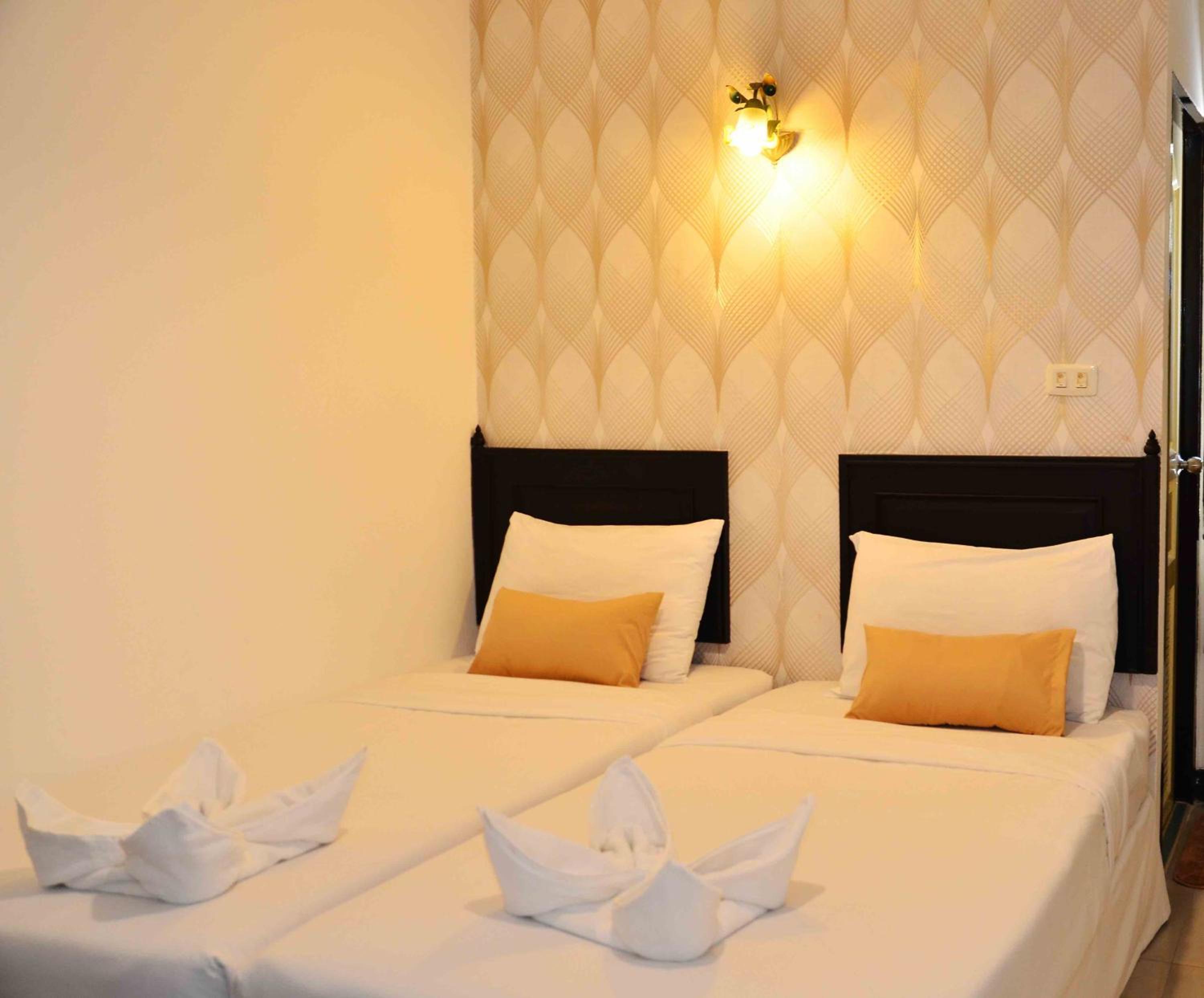 Standard Twin Room photo 2