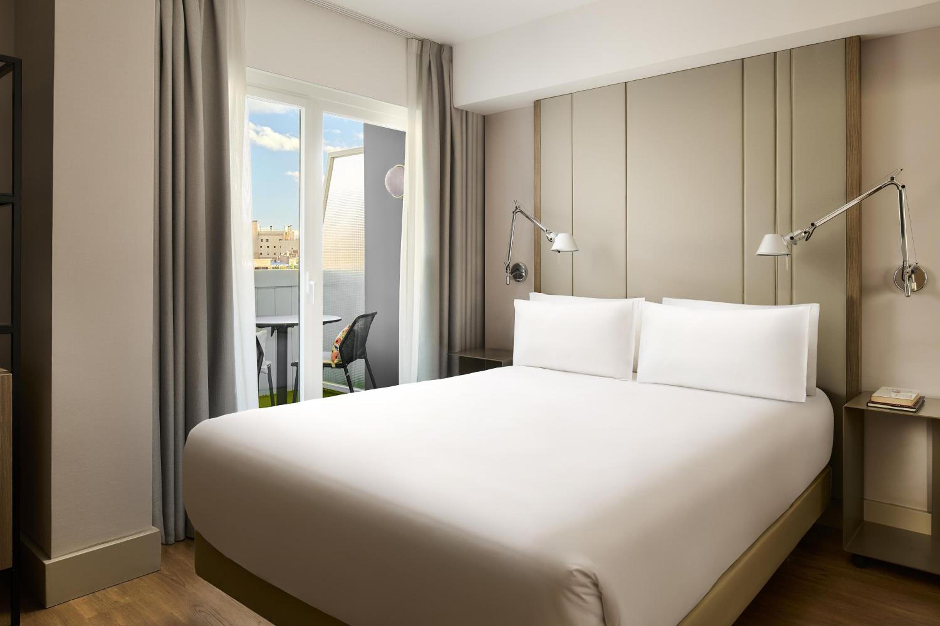 Standard Double Room with Terrace - Photo 3