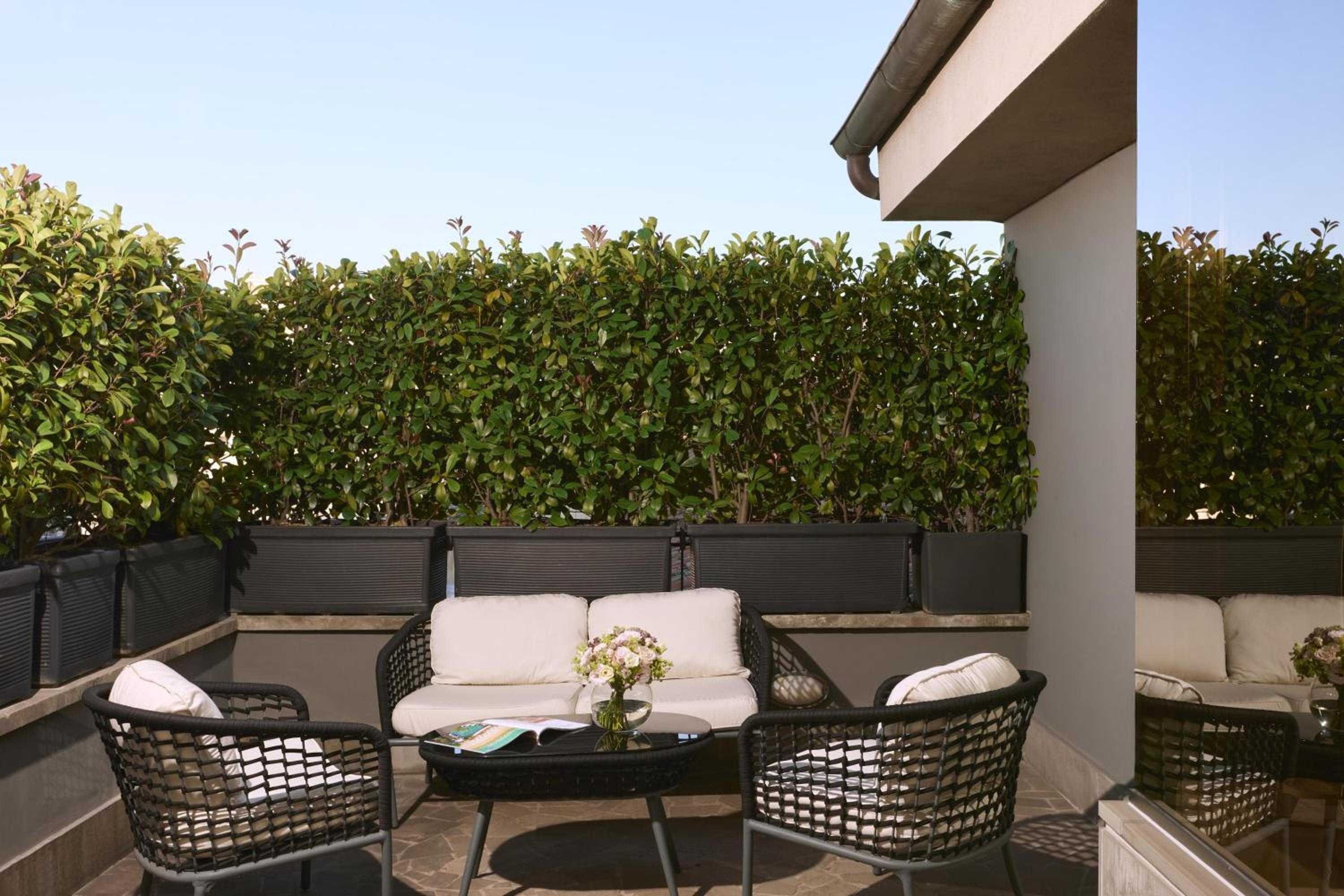 Suite Executive with Jacuzzi, Terrace and View